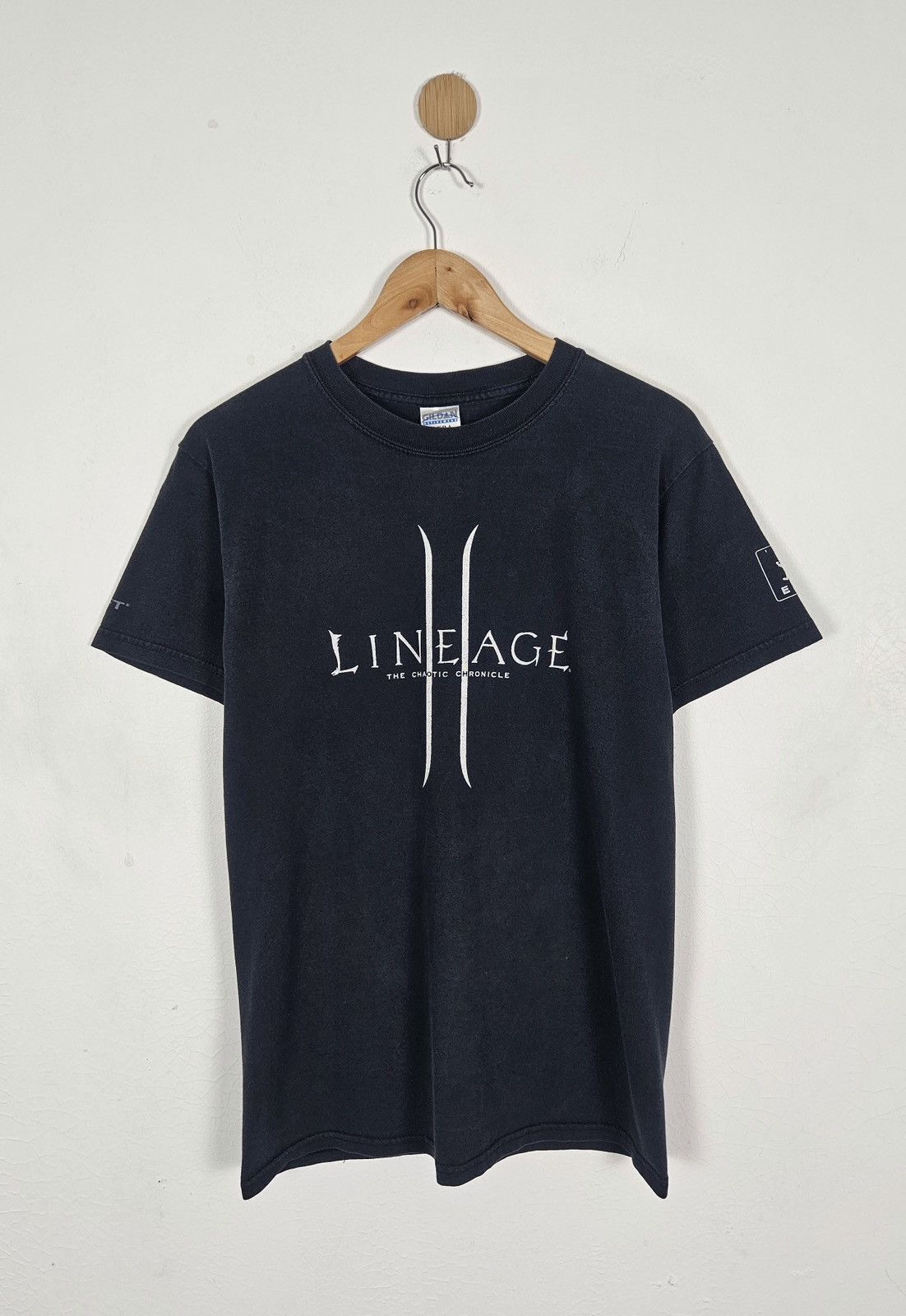 Microsoft Vintage Lineage II Chronicle Rise of Darkness Games shirt Size US S / EU 44-46 / 1 - 2 Thumbnail
