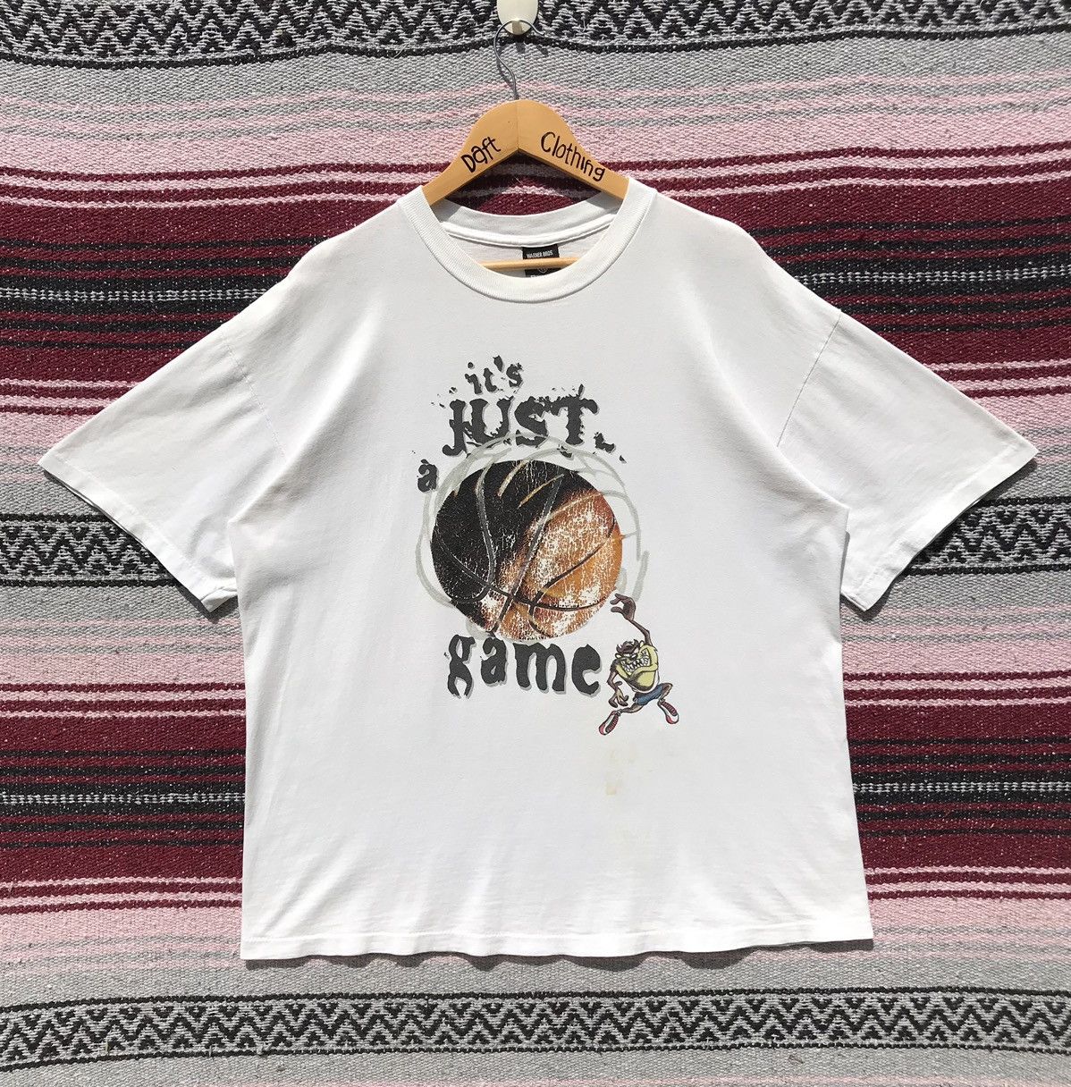 Vintage × Warner Bros Vintage 90s Taz Mania Basketball Warner Bros Tee SunFaded Size US L / EU 52-54 / 3 - 1 Thumbnail