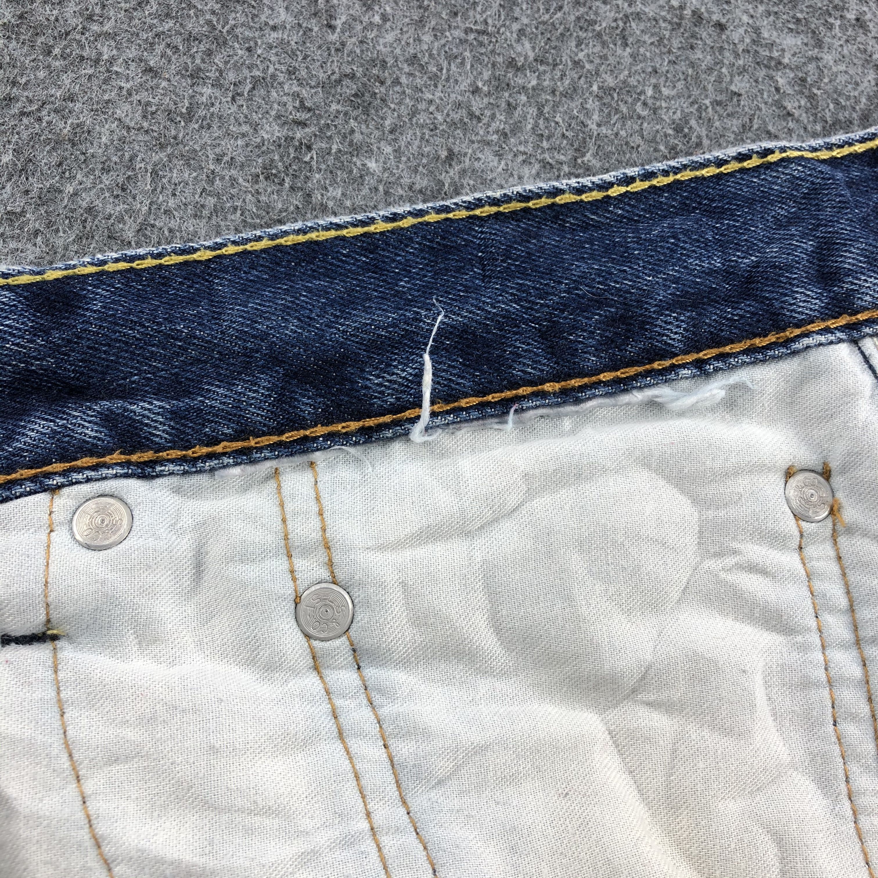 Levi's Vintage Levis 505 Jeans-JM1104 Size US 35 - 10 Thumbnail