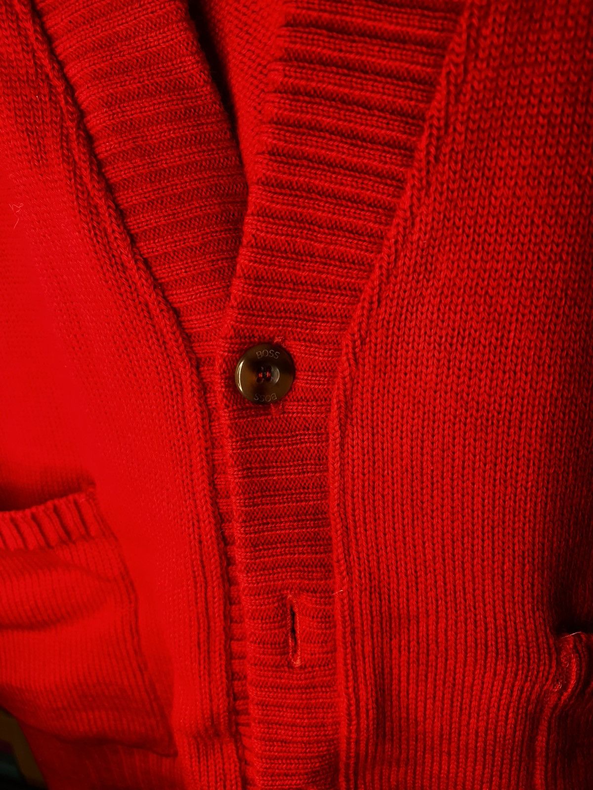 Hugo Boss Hugo Boss Cardigan- Red. Size L Size US L / EU 52-54 / 3 - 3 Thumbnail