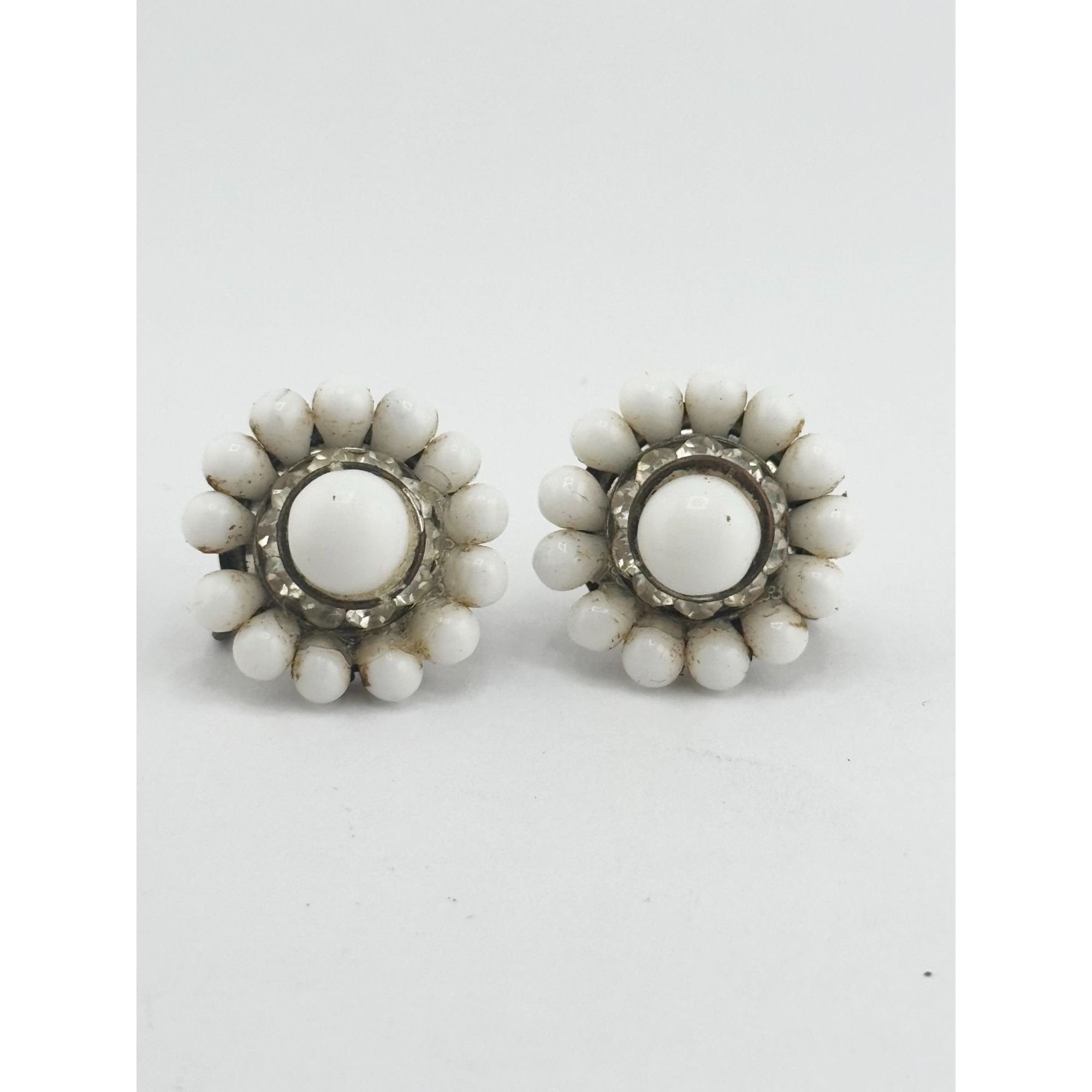 Vintage vintage white milk glass flower rhinestone earrings Size ONE SIZE - 3 Thumbnail