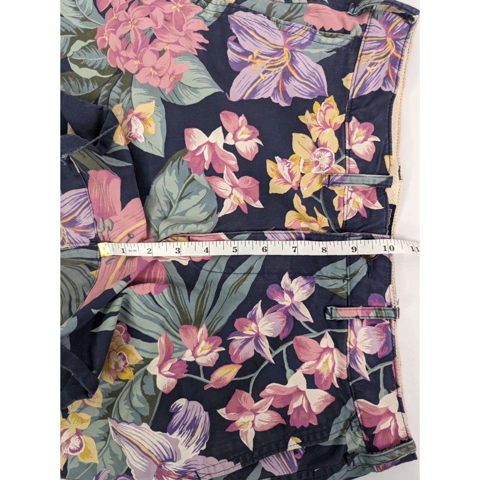 Abercrombie & Fitch Abercrombie & Fitch Shorts Navy Blue Floral Hawaiian 30 Men's Cotton Chino Casual Button Flat Raw Hem 4' Stretch Regular Vintage No Size US 30 / EU 46 - 4 Thumbnail