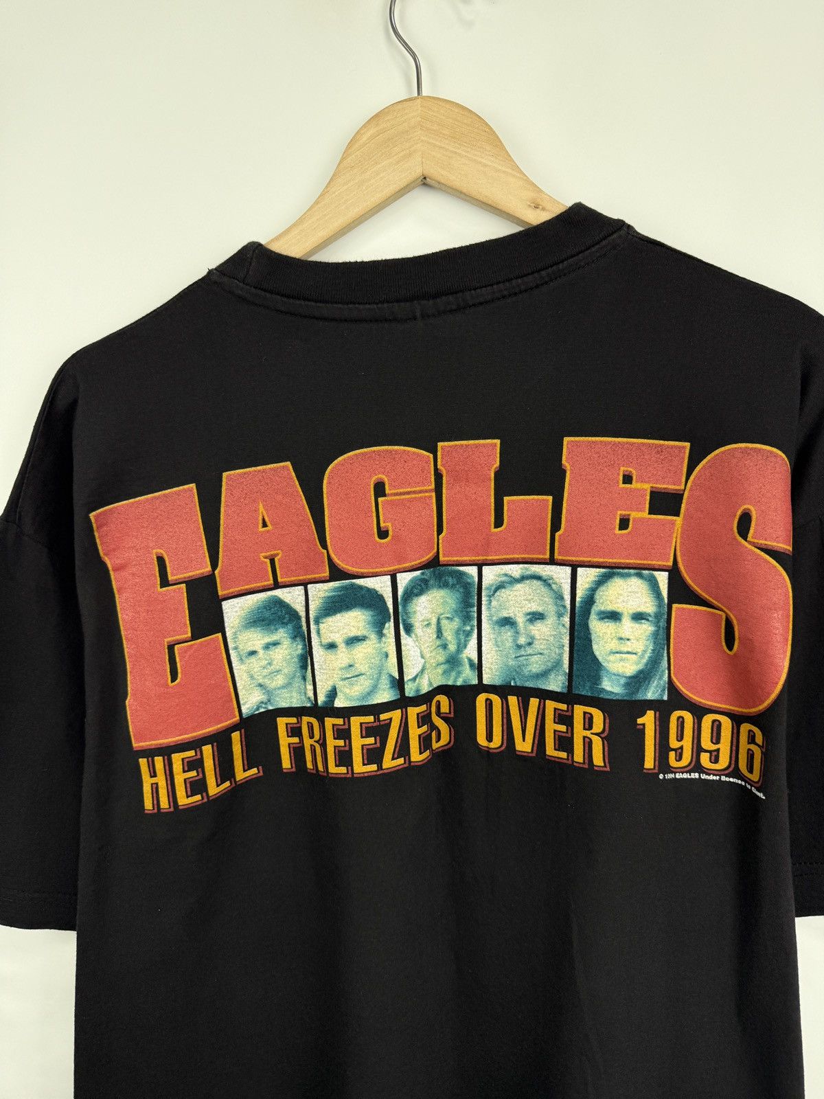 Giant 🇺🇸 Vintage 1996 Eagles Hell Freezes Over World Tour T-Shirt Size US XL / EU 56 / 4 - 9 Thumbnail