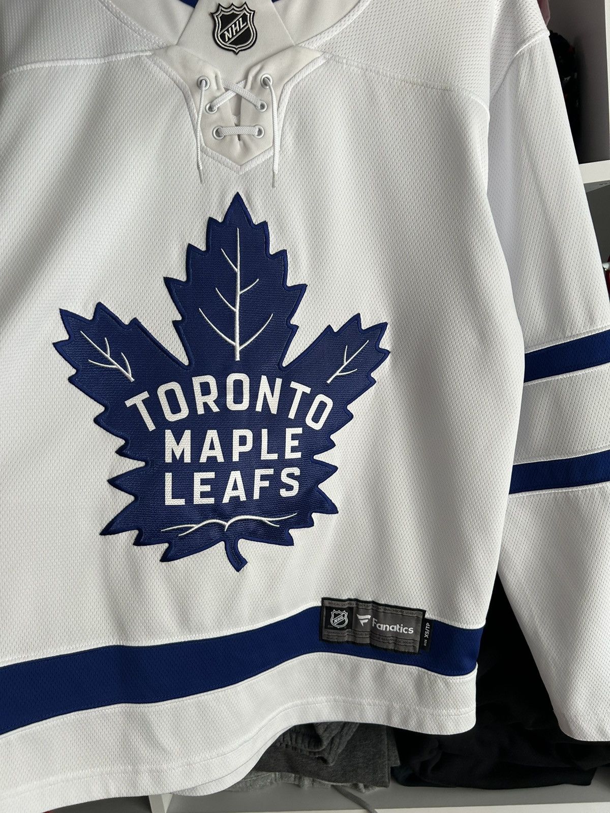 NHL Toronto Maple Leafs Away Breakaway Jersey Size US XS / EU 42 / 0 - 3 Thumbnail