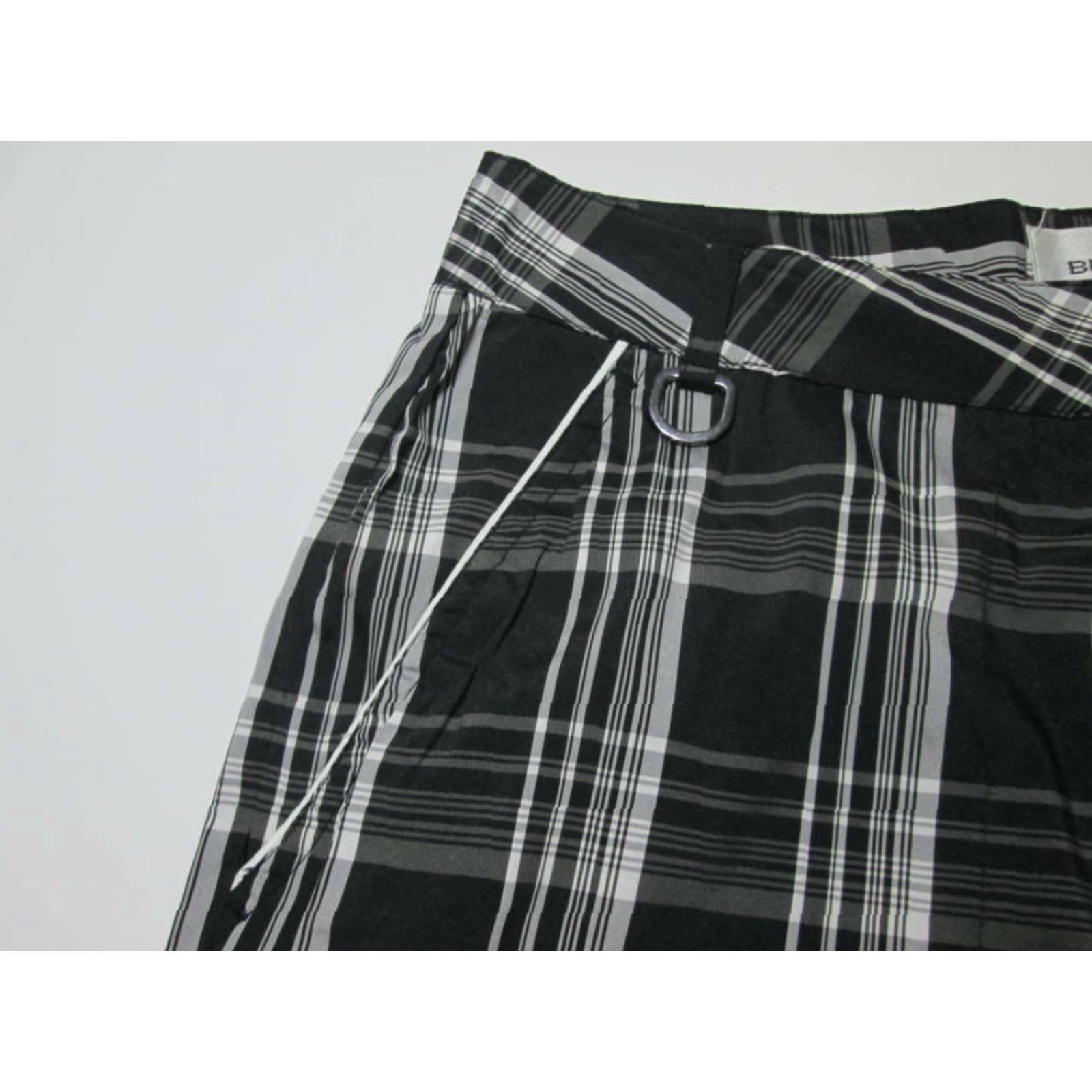 BUGATCHI Bugatchi Bermuda Shorts Black Check Pockets NWT Womens Size 6 Casual Chino Bermuda Shorts Size 28" / US 6 / IT 42 - 4 Thumbnail