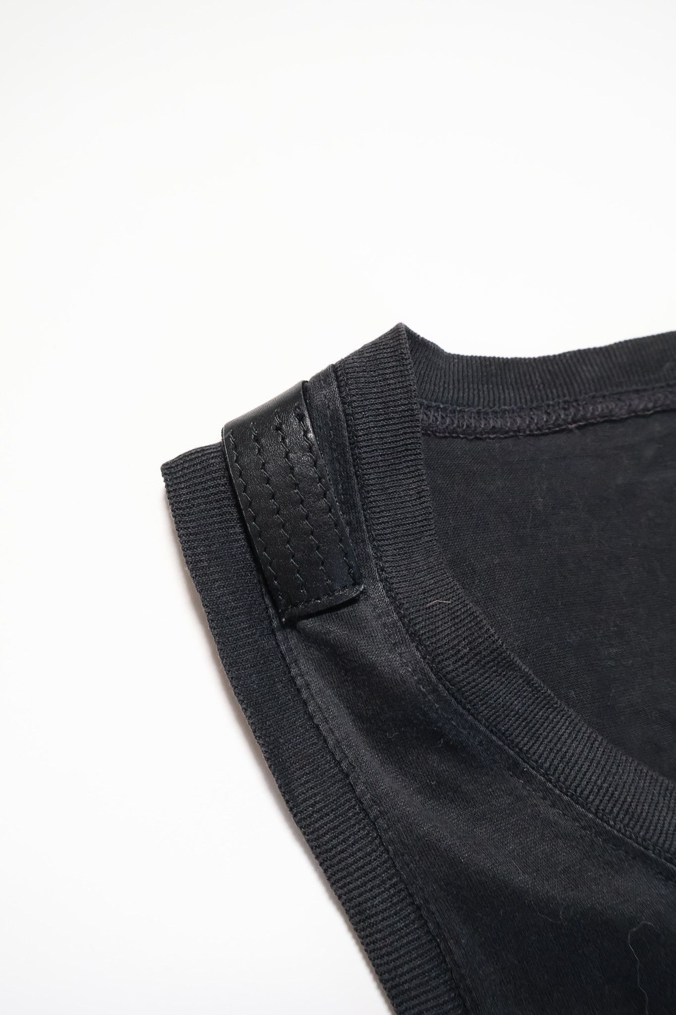 Dior Dior Homme SS04 Leather Shoulder Tank Top Size US S / EU 44-46 / 1 - 3 Thumbnail