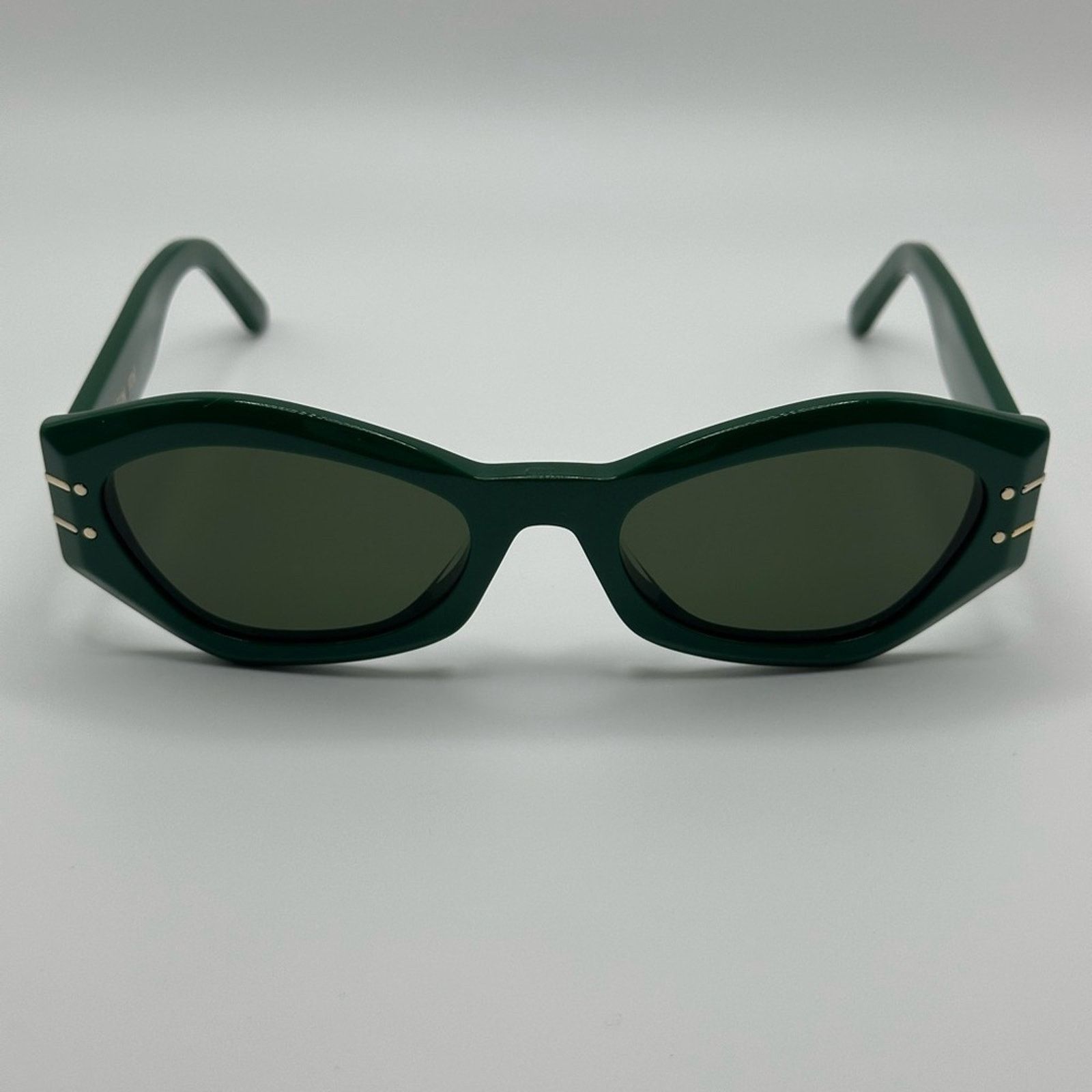 Dior NEW Dior Sunglasses CD40058U 96N SignatureB1U ShinyDarkGreen Size ONE SIZE - 4 Thumbnail