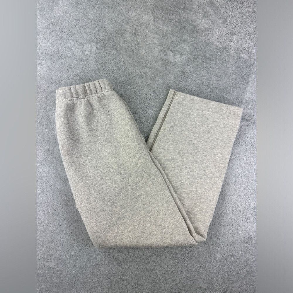 Essentials Essentials Fear of God FOG Fleece Sweatpants Beige Women's Size 26" / US 2 / IT 38 - 1 Thumbnail