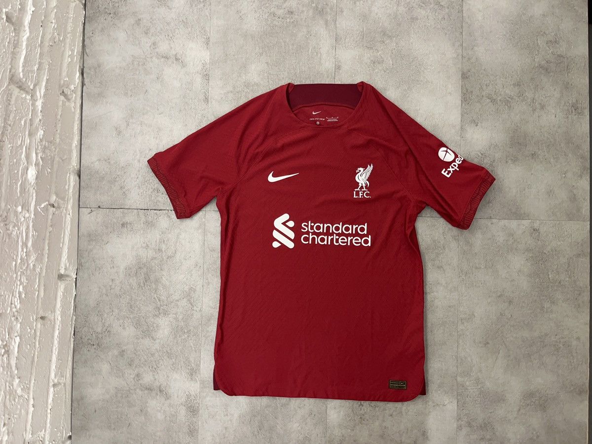 Nike Nike Liverpool Home Jersey player issue 22/23 M Size US M / EU 48-50 / 2 - 1 Thumbnail