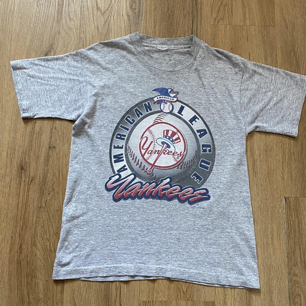 Majestic 1997 Grey vintage 90s New York Yankees American Size US S / EU 44-46 / 1 - 2 Thumbnail