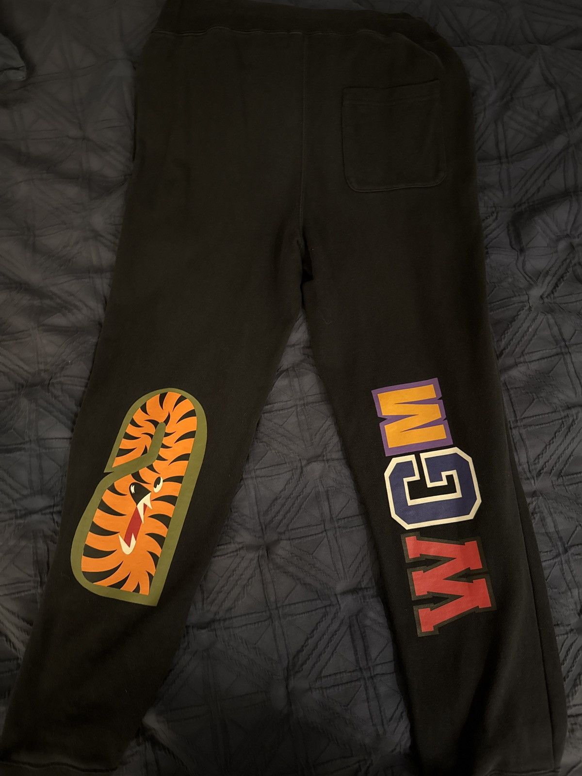 Bape BAPE Shark Sweat Pants Size US 32 / EU 48 - 6 Thumbnail