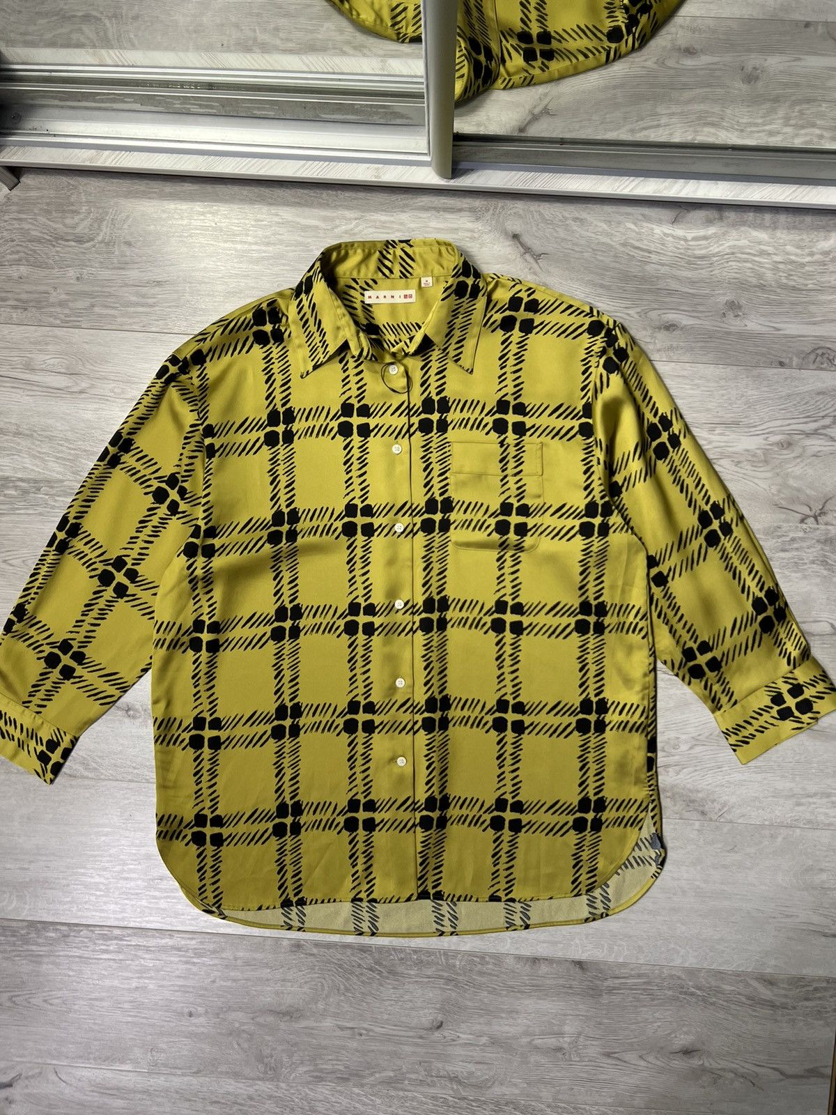 Marni × Uniqlo UniQlo x Marni Oversized Buton Up Shirt Women’s Size M Size M / US 6-8 / IT 42-44 - 2 Thumbnail