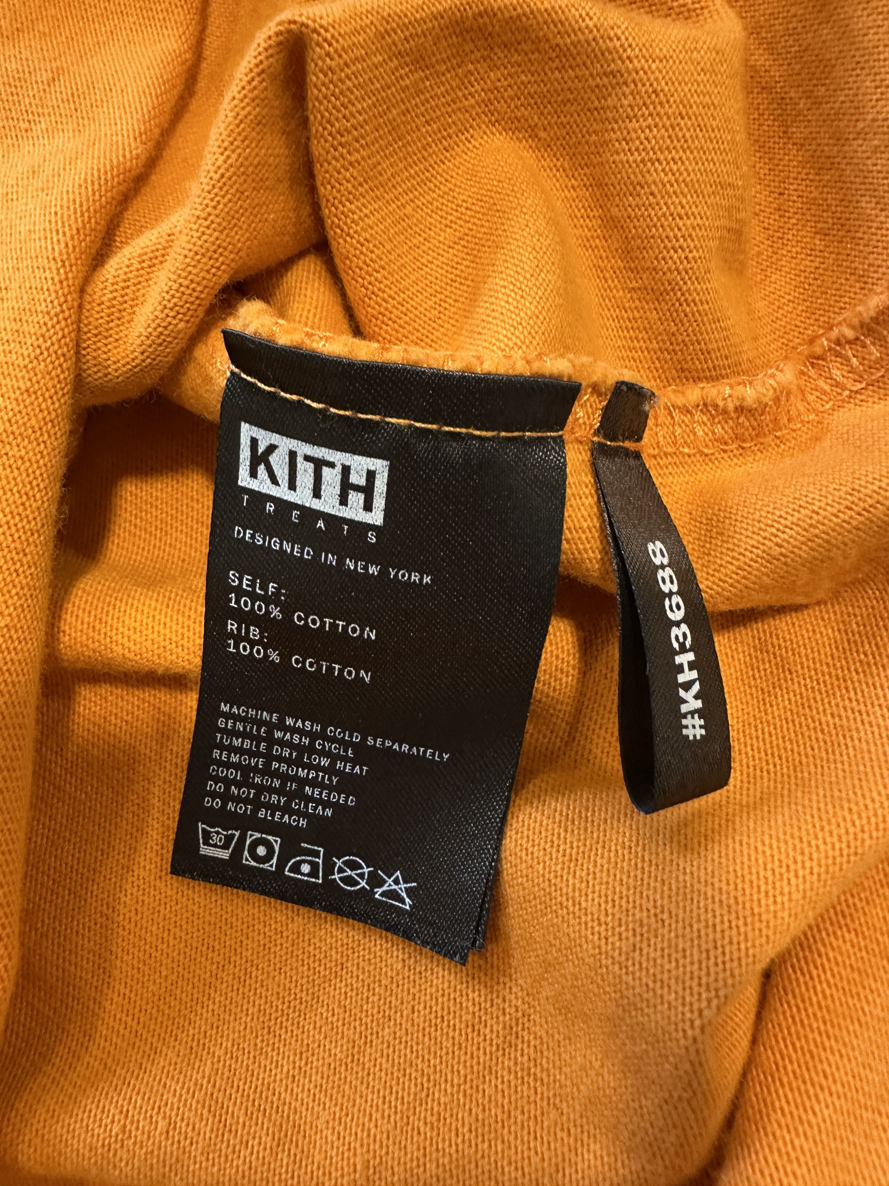 Kith Kith Treats Halloween 2019 UV Reactive LS Tee (Orange, Sz S) Size US S / EU 44-46 / 1 - 4 Thumbnail