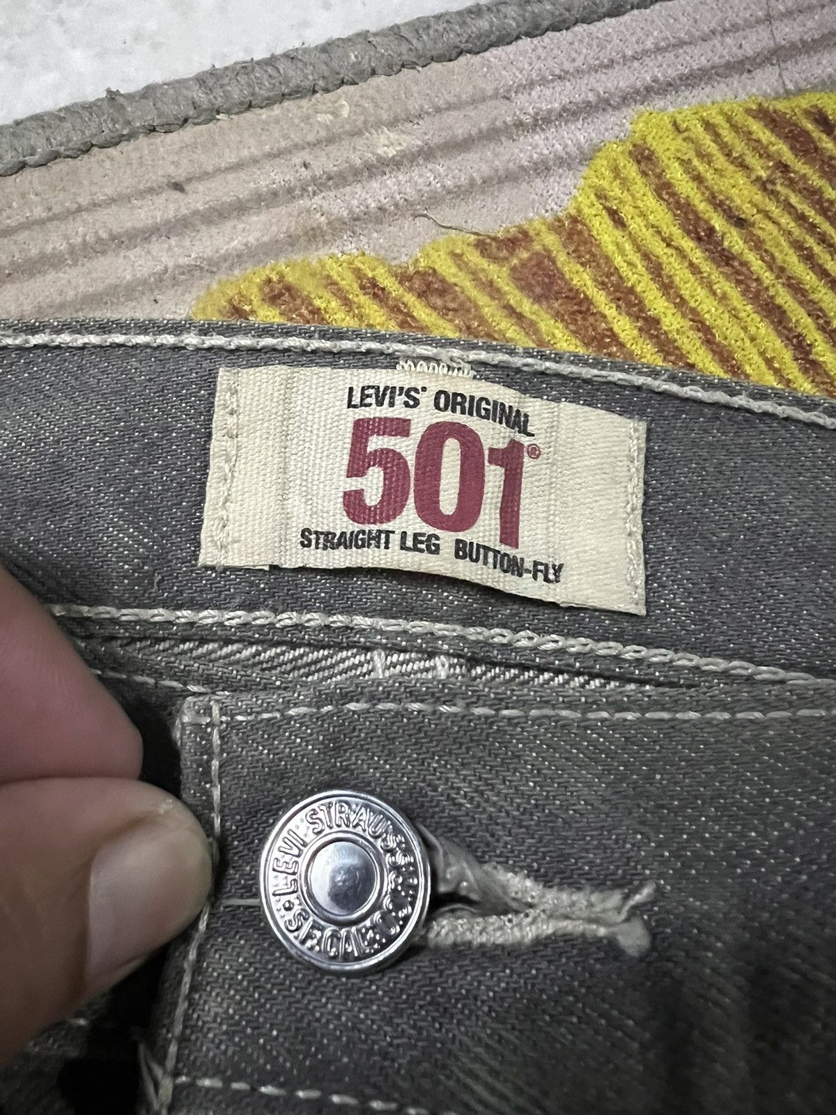 Levi's × Levi's Vintage Clothing VINTAGE LEVIS 501 DISTRESSED JEANS Size US 34 / EU 50 - 7 Thumbnail