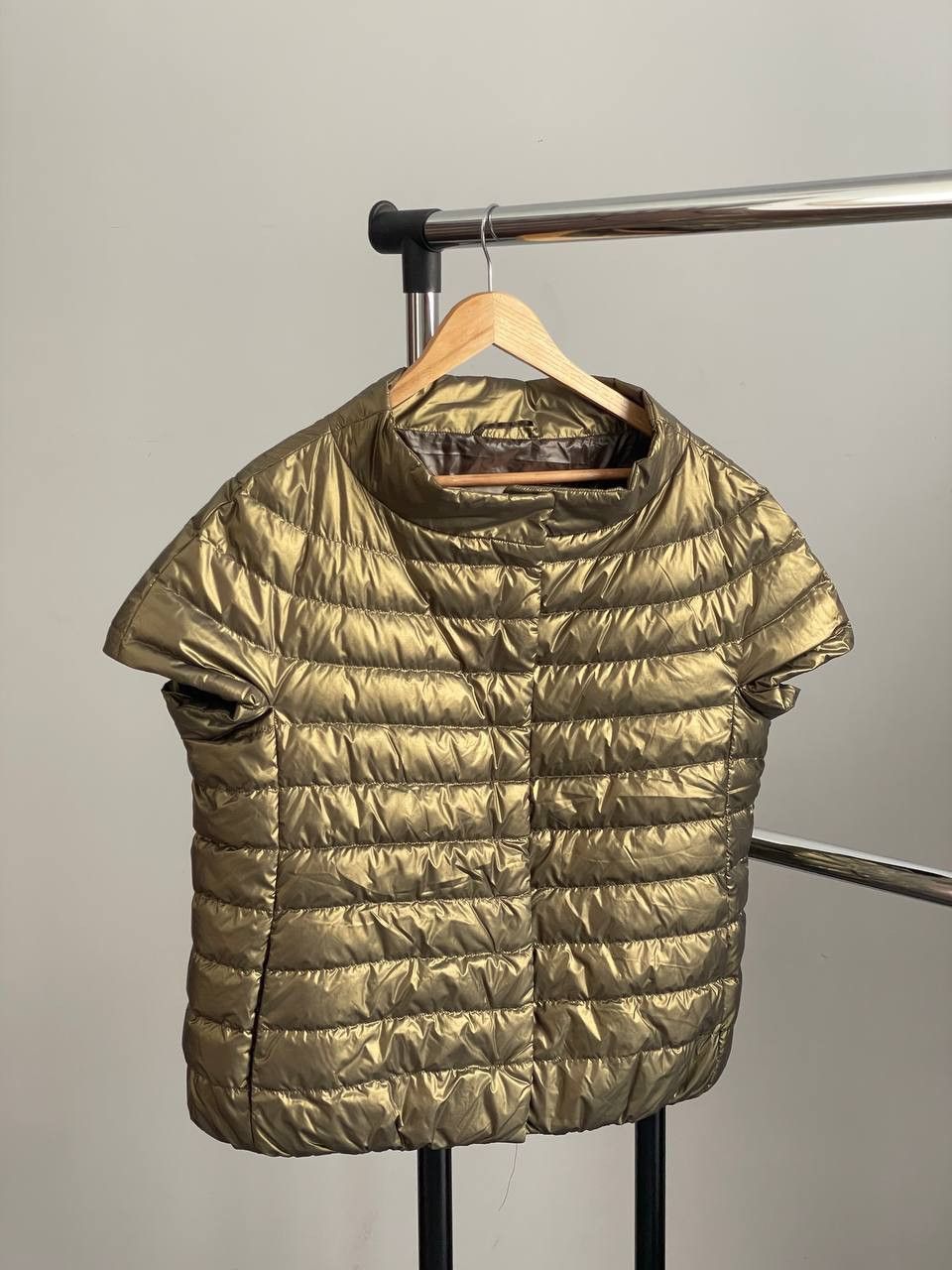 Herno Herno Emilia Cap Sleeve Quilted Gold Down Jacket Size L / US 10 / IT 46 - 8 Thumbnail