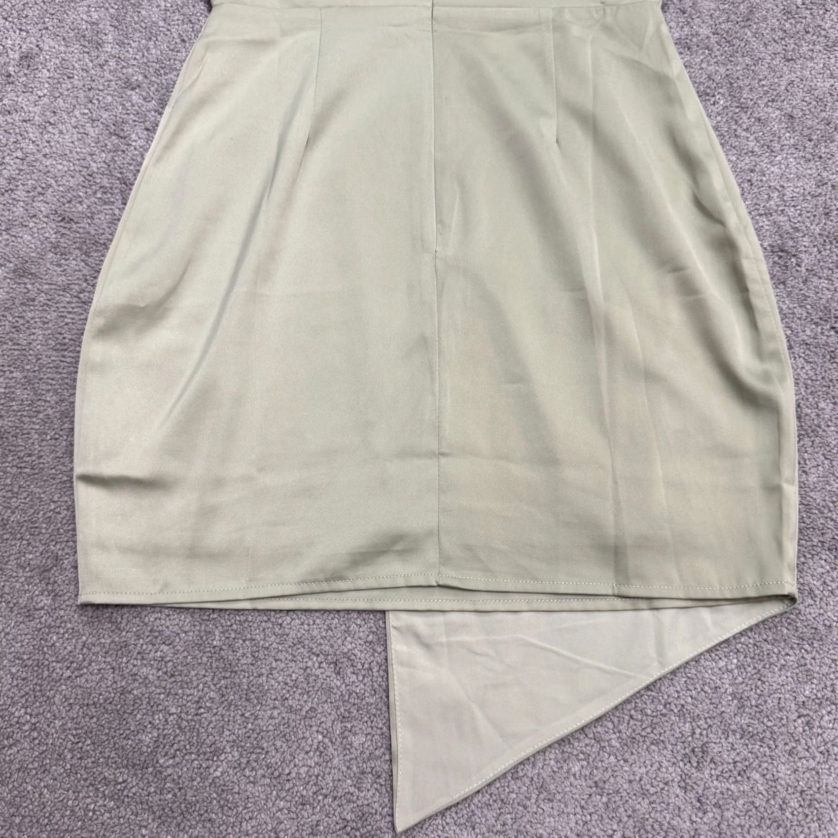 Lulus Lulus What A Stunner Satin Asymmetrical Wrap Mini Dress Womens Small Sage Green Satin Asymmetric Mini Dress Womens Small Green 90s Size S / US 4 / IT 40 - 7 Thumbnail
