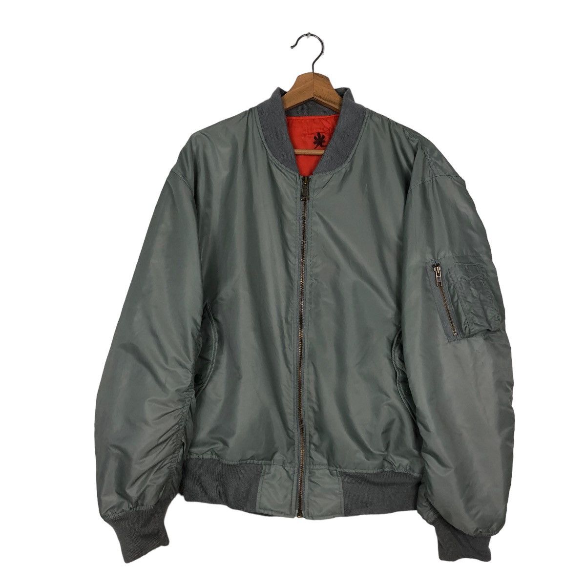 Japanese Brand 🔥90’s Vintage Bomber Jacket Riot Riot Uniqlo Japan Worker Size US L / EU 52-54 / 3 - 1 Thumbnail