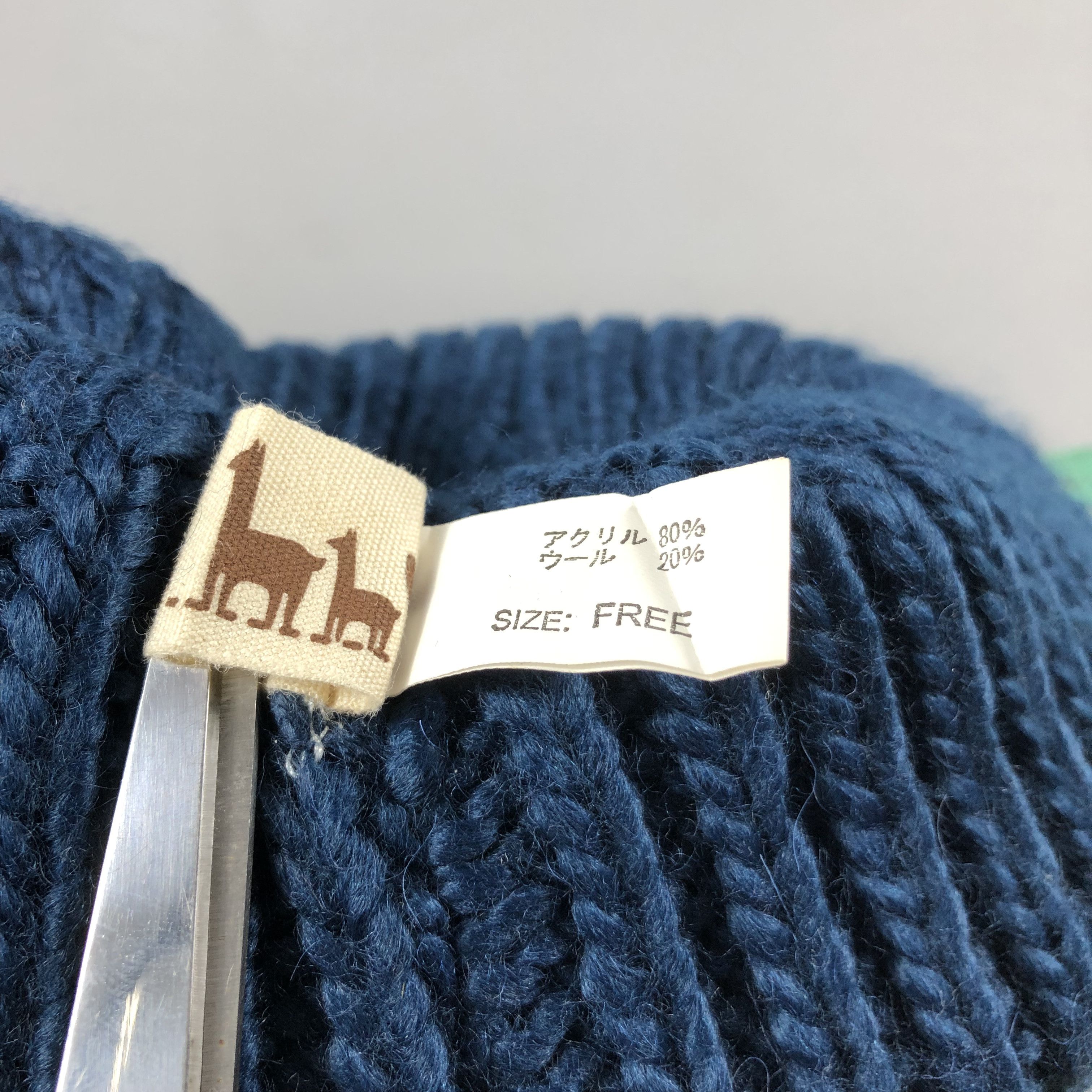 Vintage TITICACA Cable Knit Beanie Snowcap Snow Hat B1042 Size ONE SIZE - 6 Thumbnail