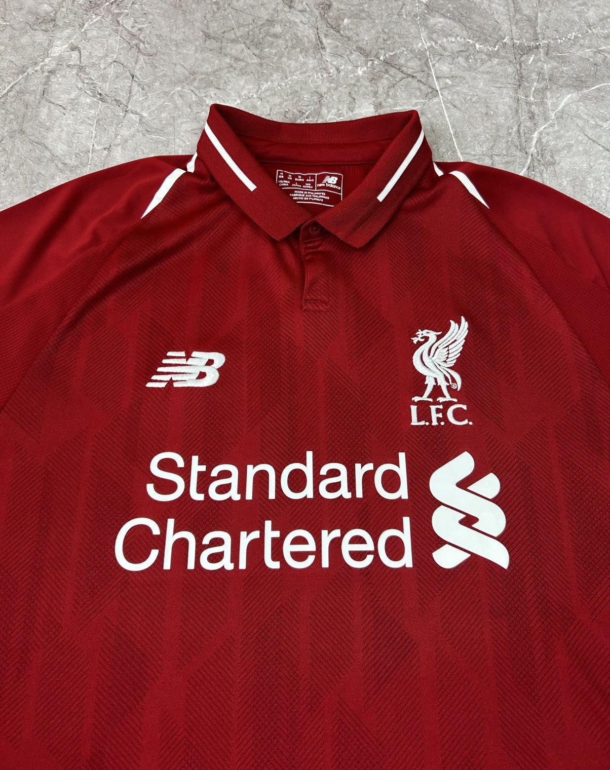 New Balance Vintage Liverpool soccer jersey size M 66 Alexander-Arnold Size US M / EU 48-50 / 2 - 4 Thumbnail
