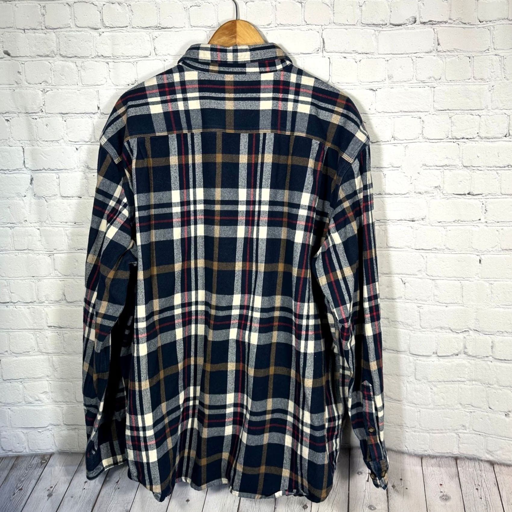 Carhartt Carhartt Shirt Mens 2XL Plaid Flannel Navy Blue Heavyweight Cotton Button-Up Chest Pockets Classic Workwear Casual Size US XXL / EU 58 / 5 - 7 Thumbnail