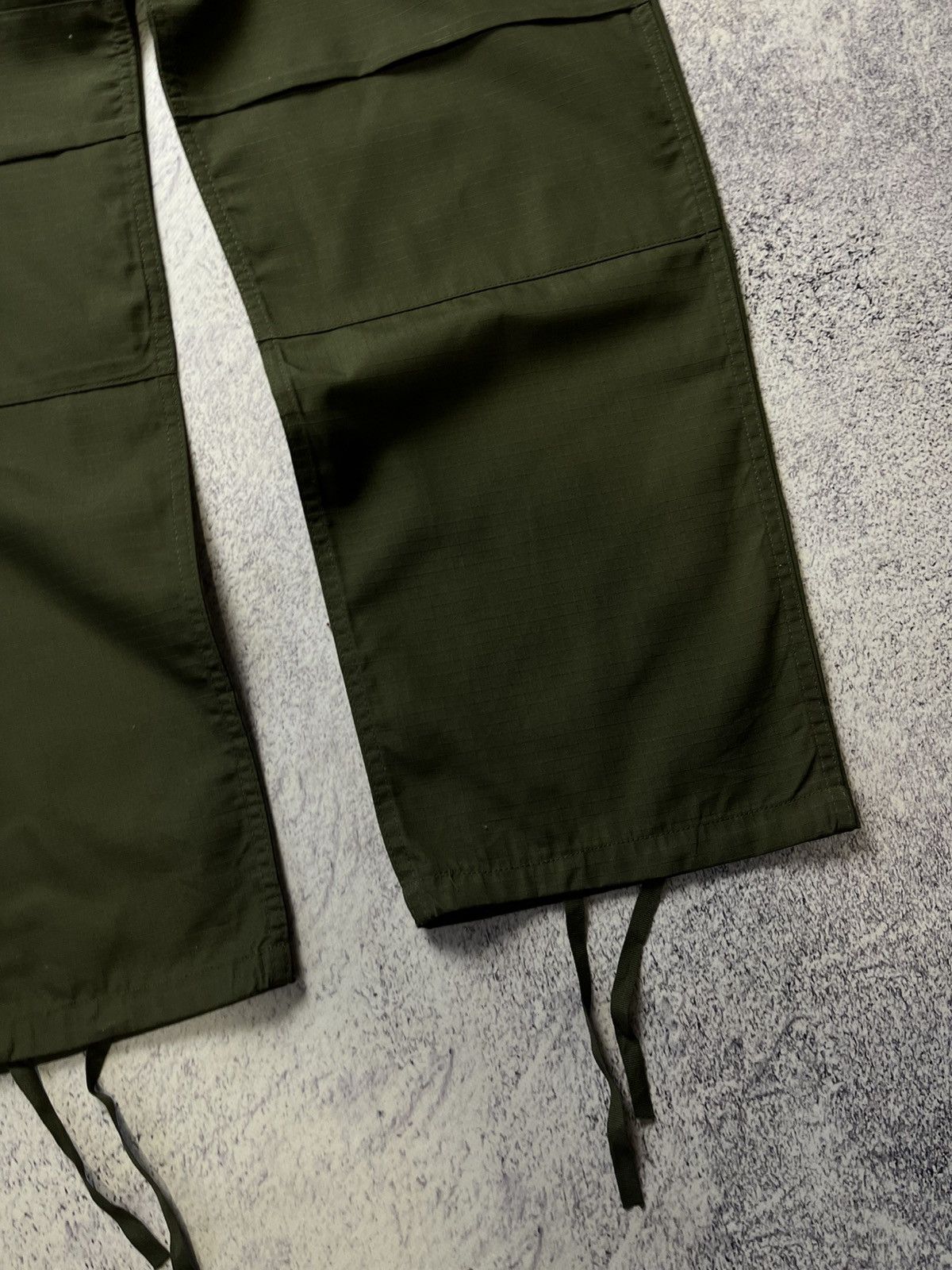 Japanese Brand RARE VINTAGE FADED STREETWEAR CAMO CARGO PANTS Y2K Size US 36 / EU 52 - 6 Thumbnail