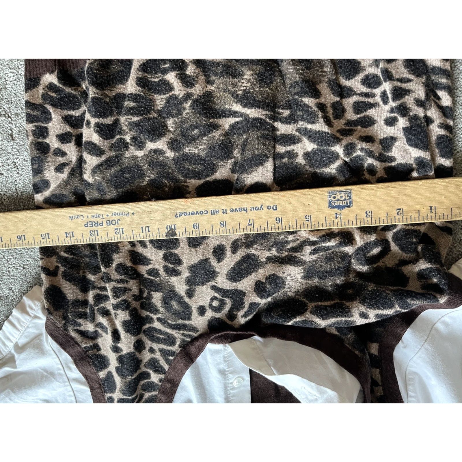 Vintage VINTAGE Apt 9 Blouse Shirt Womens Large Brown White Short Sleeve Animal Print Sheer 2 Shirt Womens Size L / US 10 / IT 46 - 4 Thumbnail