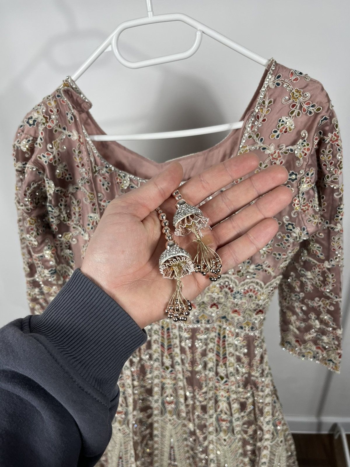 Other Vintage Heavy Embellished Sequin Beaded Maxi Evening Dress Size S / US 4 / IT 40 - 13 Thumbnail