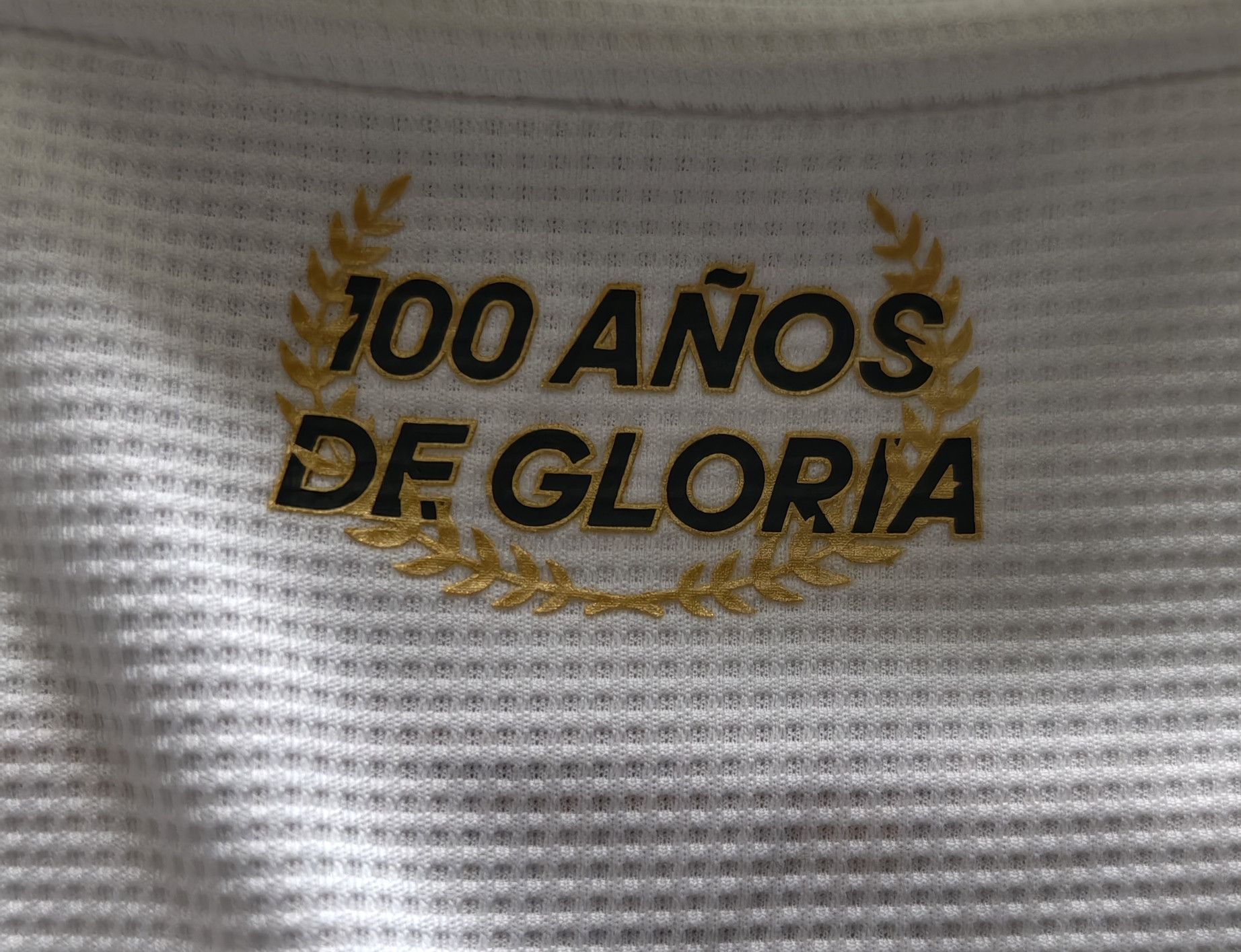Adidas Colo-Colo 100 Anniversary Chile Adidas football jersey Chile Size US L / EU 52-54 / 3 - 5 Thumbnail
