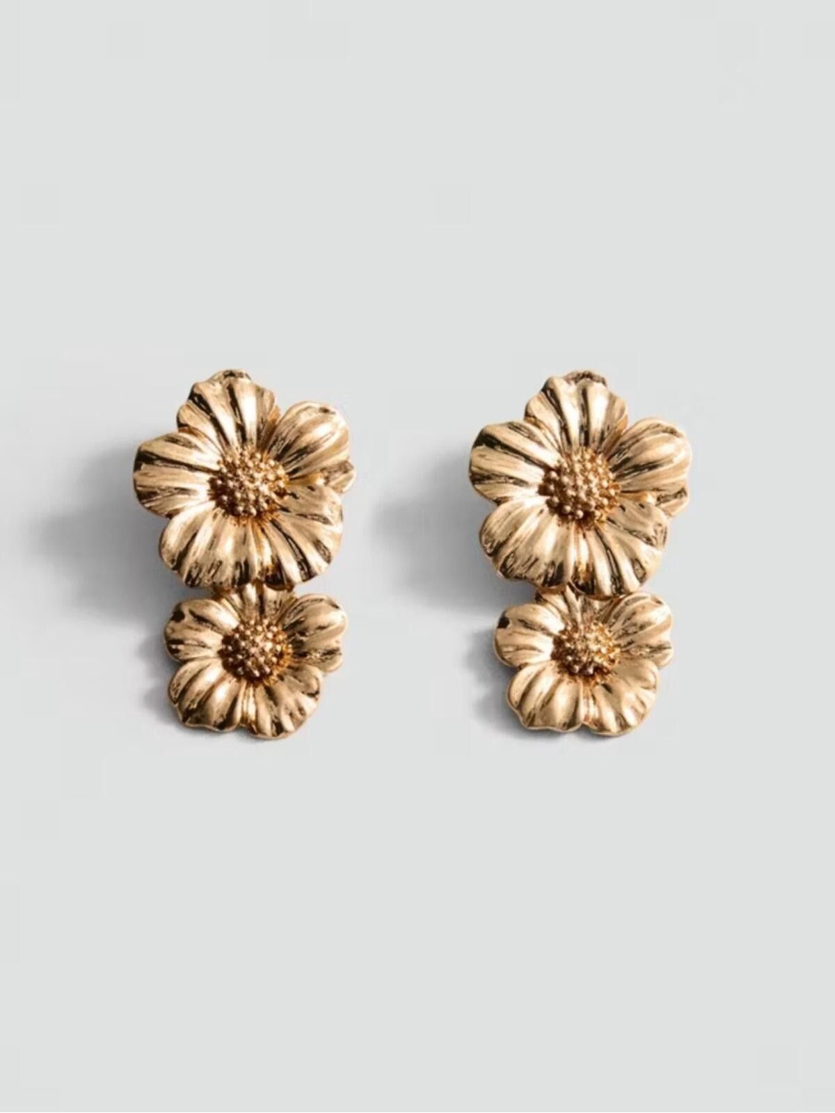 Mango Mango / Statement Floral Drop Earrings / Gold Size ONE SIZE - 1 Thumbnail