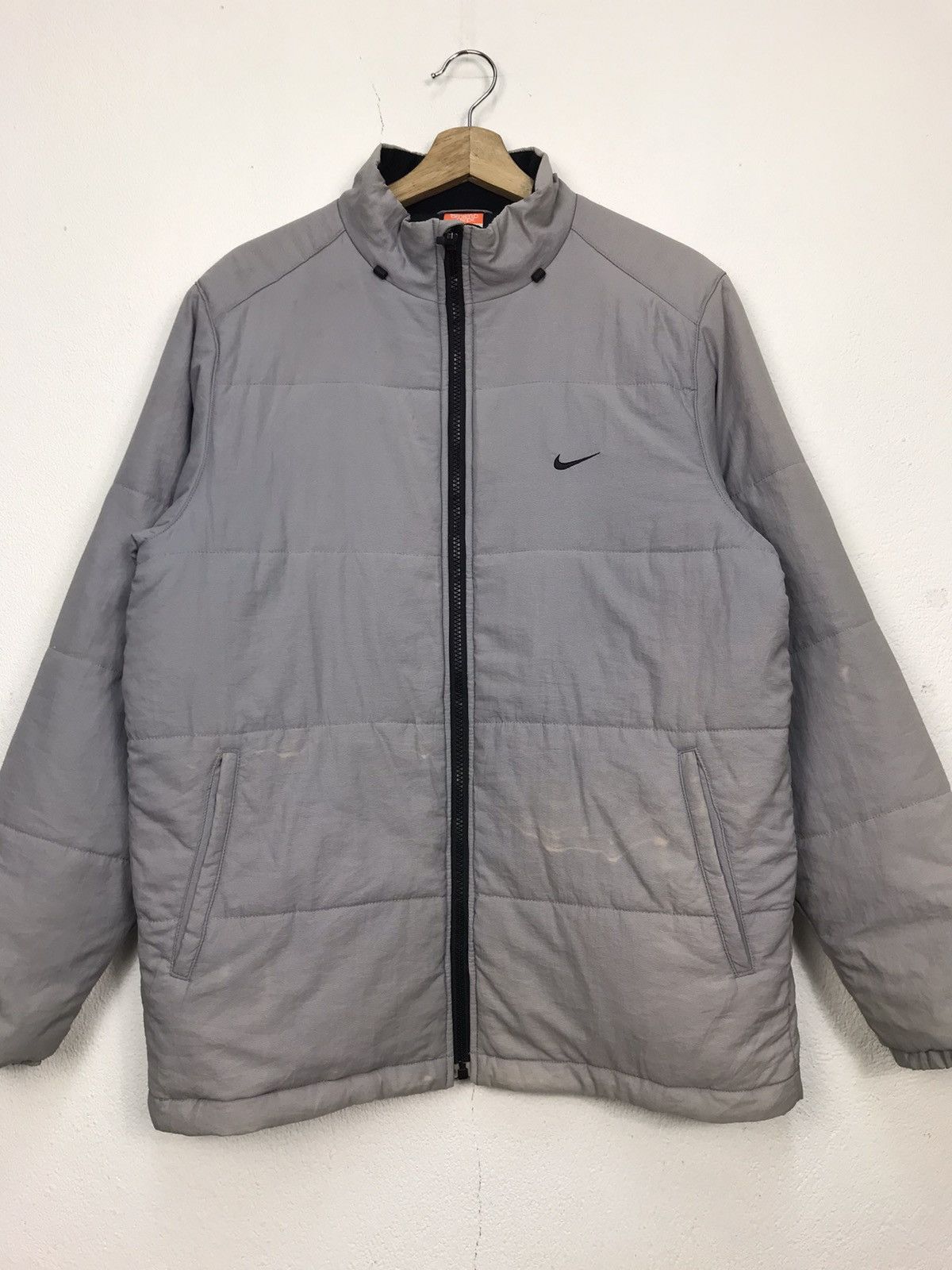 Japanese Brand × Nike × Vintage Vintage Faded Nike Spellout Puffer Jacket Size US L / EU 52-54 / 3 - 4 Thumbnail