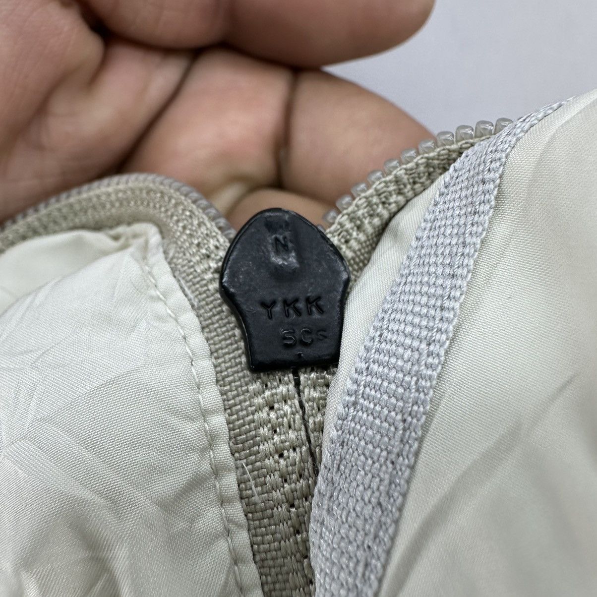 Japanese Brand Vintage 90's First Down Zipper Nylon Light Jacket Size US M / EU 48-50 / 2 - 13 Thumbnail