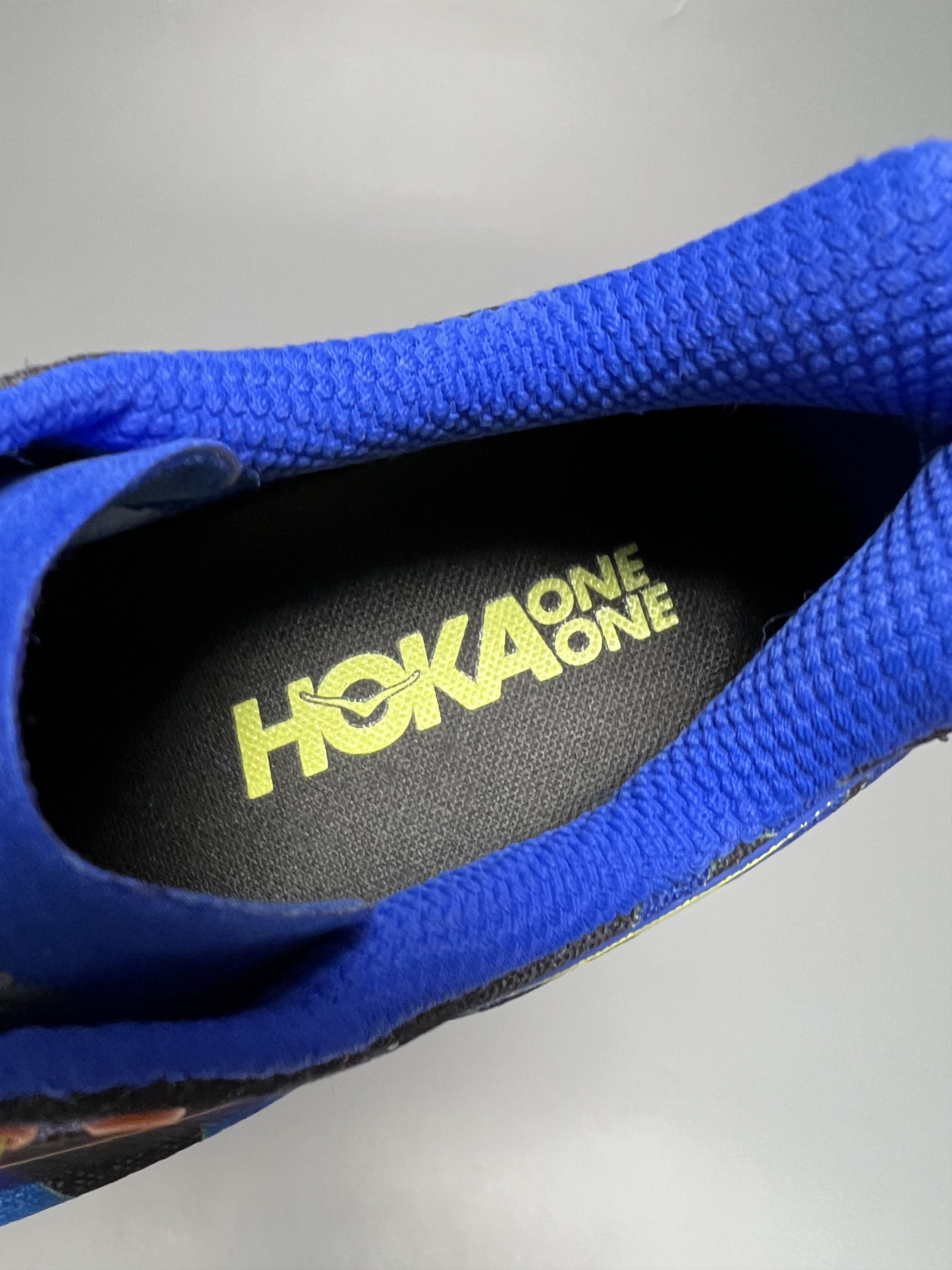 Hoka Hoka Huaka Origins Comfort Walking Shoes Sneakers Travel Size US 10 / EU 43 - 16 Thumbnail