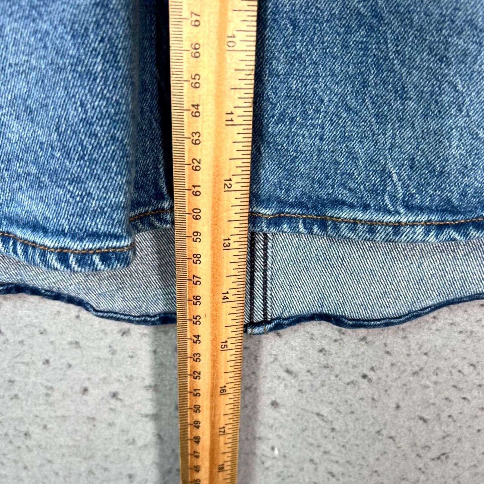Abercrombie & Fitch Abercrombie & Fitch Womens 28 / 6 Denim Mini Skirt Curved Hem Jeans Skirt Blue 90s Pockets Short Mini Skirt Womens Size 28" / US 6 / IT 42 - 6 Thumbnail