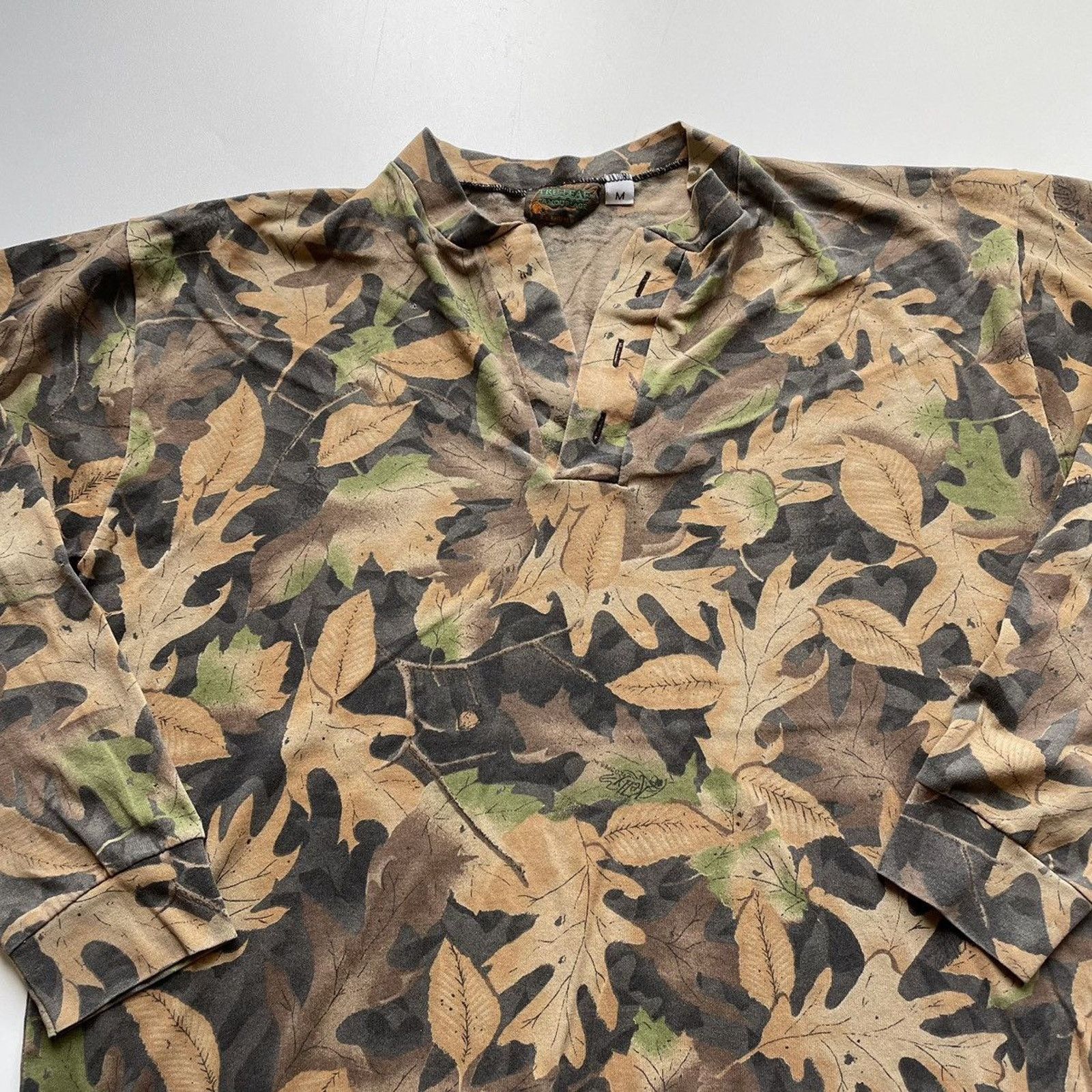 Vintage Vintage 1990s Real Tree Leaf Camo Graphic Long Sleeve Shirt Size US S / EU 44-46 / 1 - 2 Thumbnail