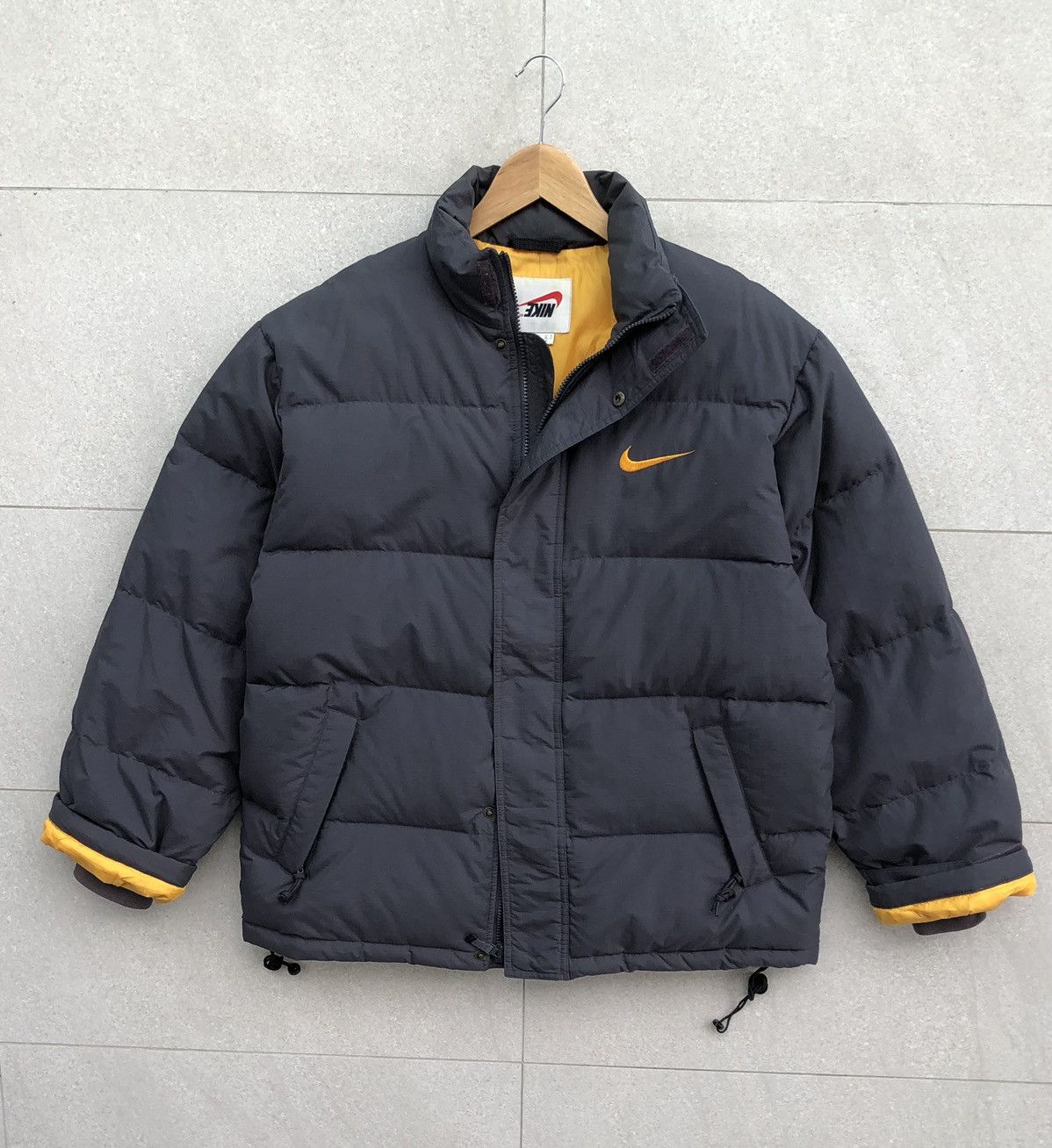 Nike Vintage 90s Nike White Tag Down Puffer Jacket Size US L / EU 52-54 / 3 - 4 Thumbnail