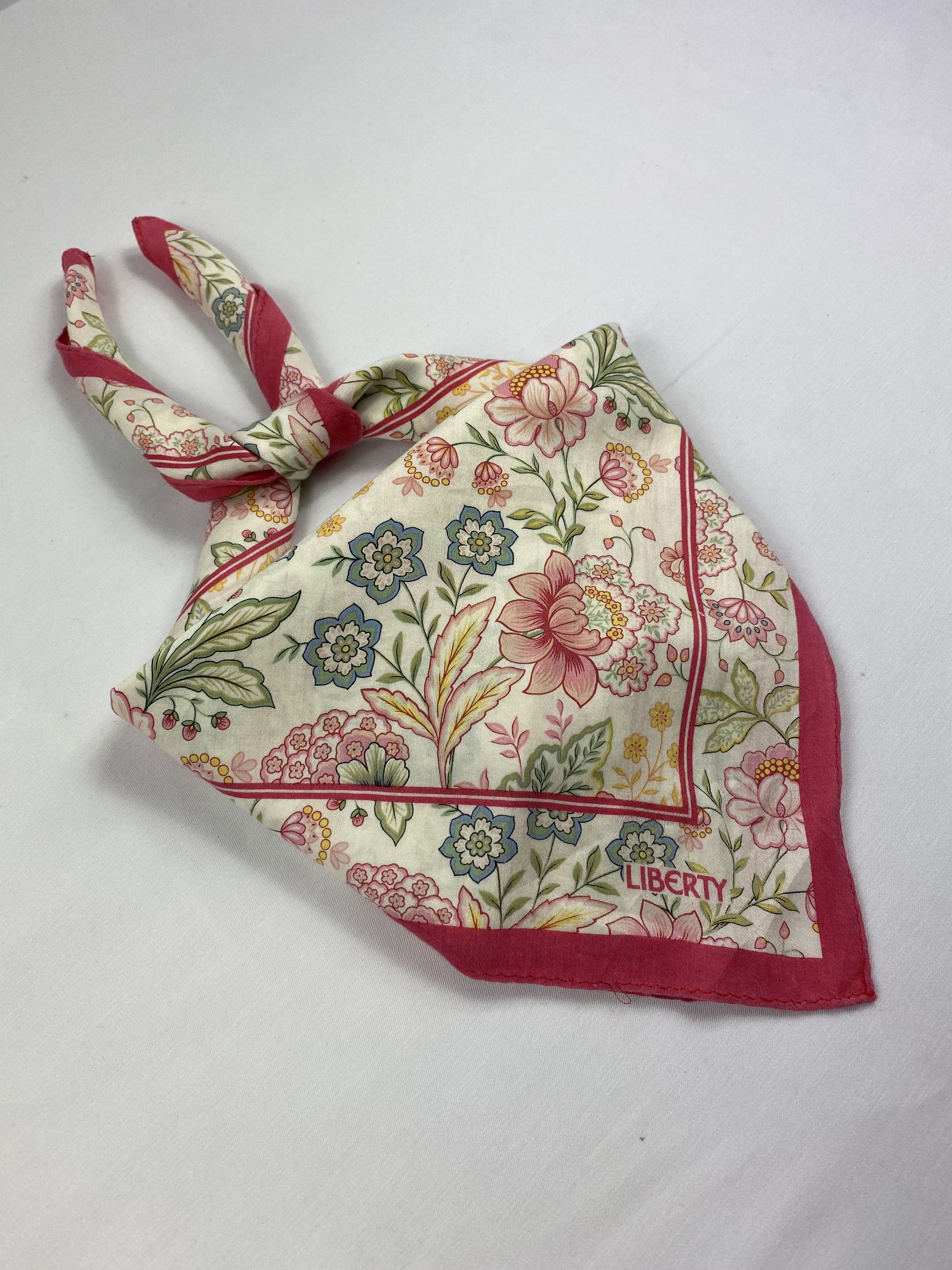 Liberty × Vintage Liberty Handkerchief / Bandana / Neckerchief Size ONE SIZE - 1 Thumbnail