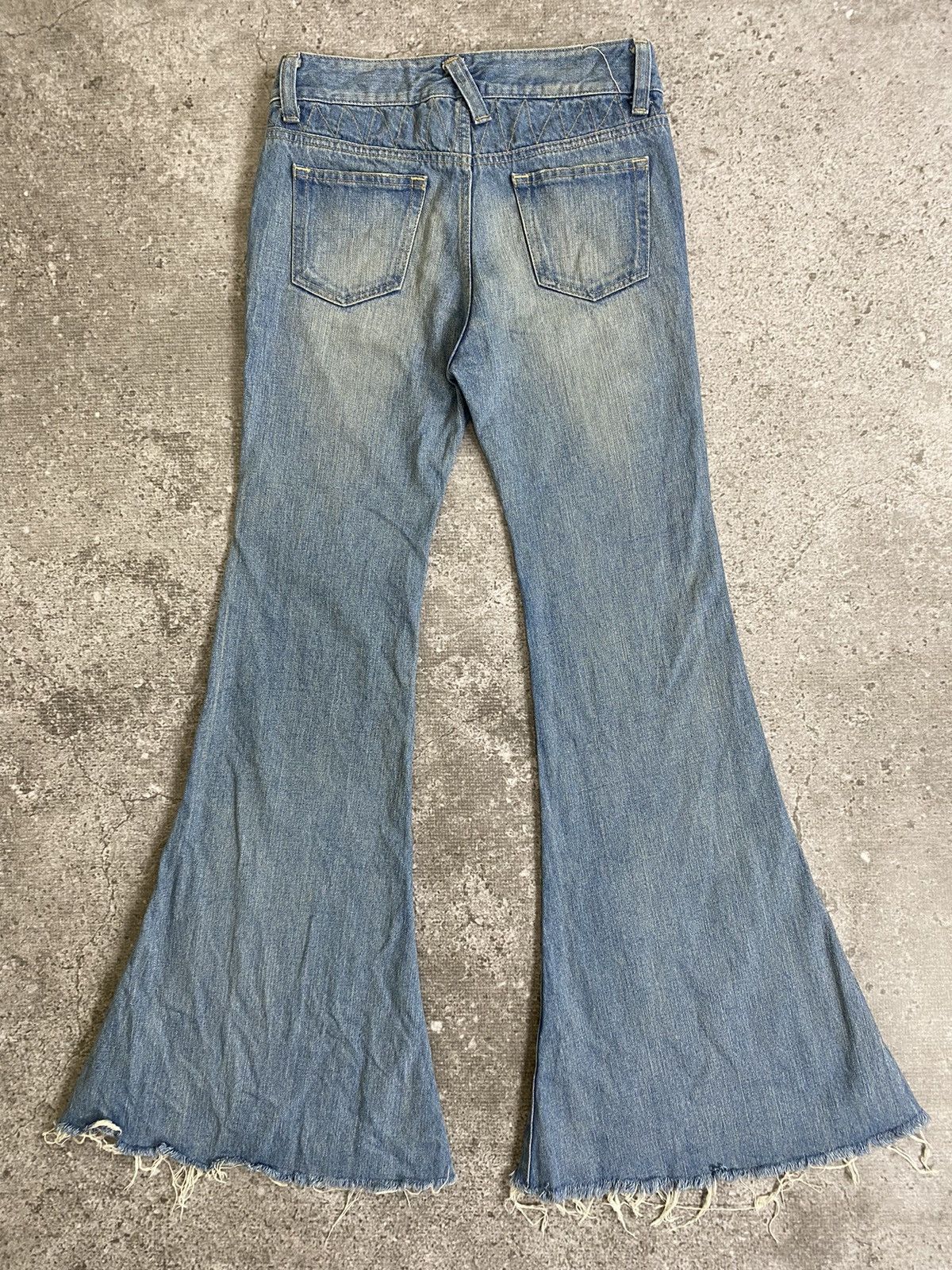 If Six Was Nine Japanese Brand Sly Lang Distressed Super Flared Jeans Size US 27 - 2 Thumbnail