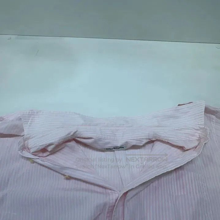 Balenciaga Balenciaga Striped Pink Button. Size US S / EU 44-46 / 1 - 1 Thumbnail