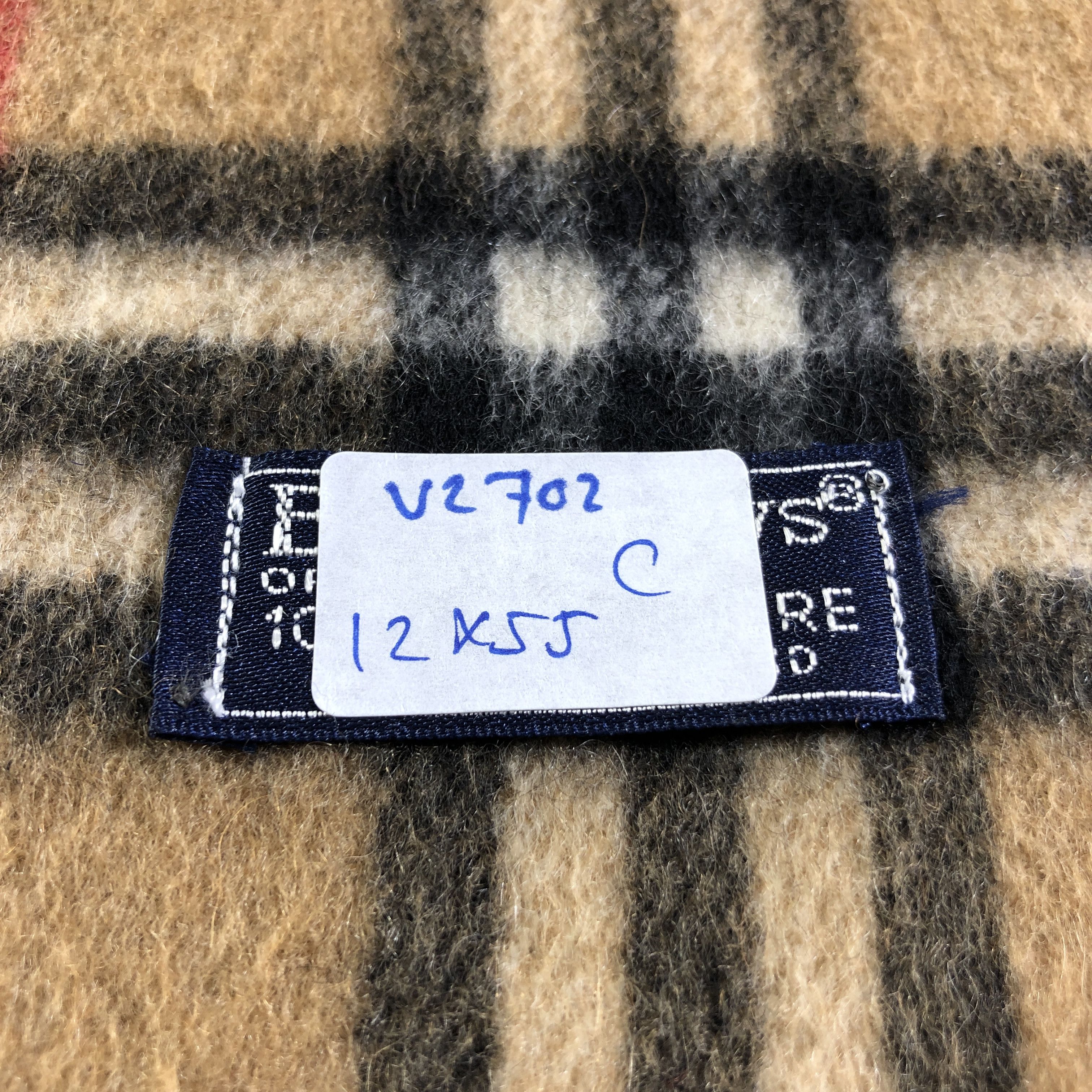 Burberry Burberrys Nova Check Tan Cashmere Scarf Muffler V2702 Size ONE SIZE - 6 Thumbnail