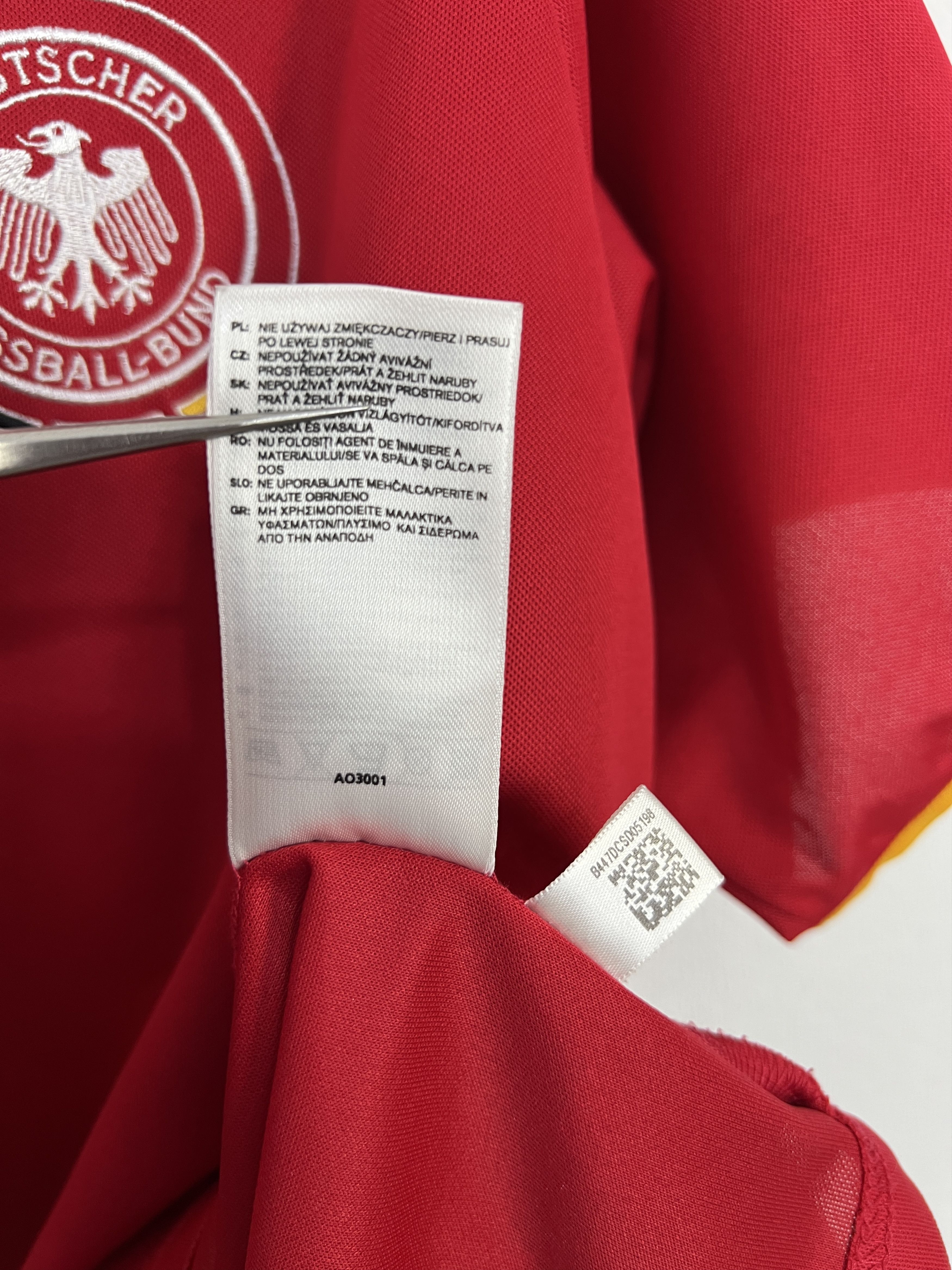 Adidas Germany Away football shirt 2005 Soccer Adidas Jersey Mens Size US XL / EU 56 / 4 - 10 Thumbnail