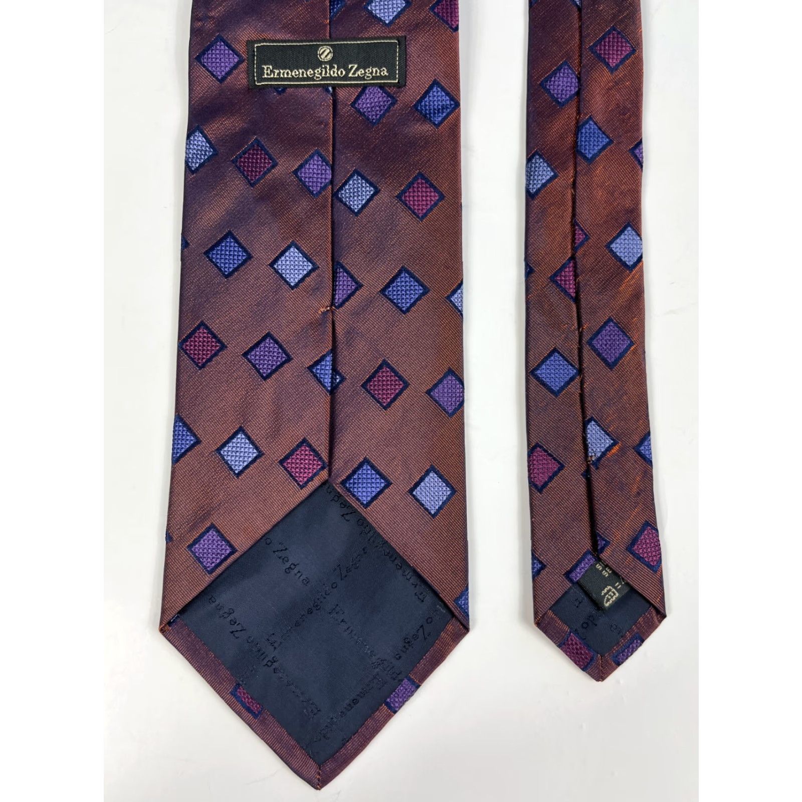 Ermenegildo Zegna VINTAGE Ermenegildo Zegna Silk Tie Geometric Bronze Made in Italy Men’s Tie 58" Bronze Silk Geometric 57-60" Width 3 7/8" Italy Mens Size ONE SIZE - 6 Thumbnail