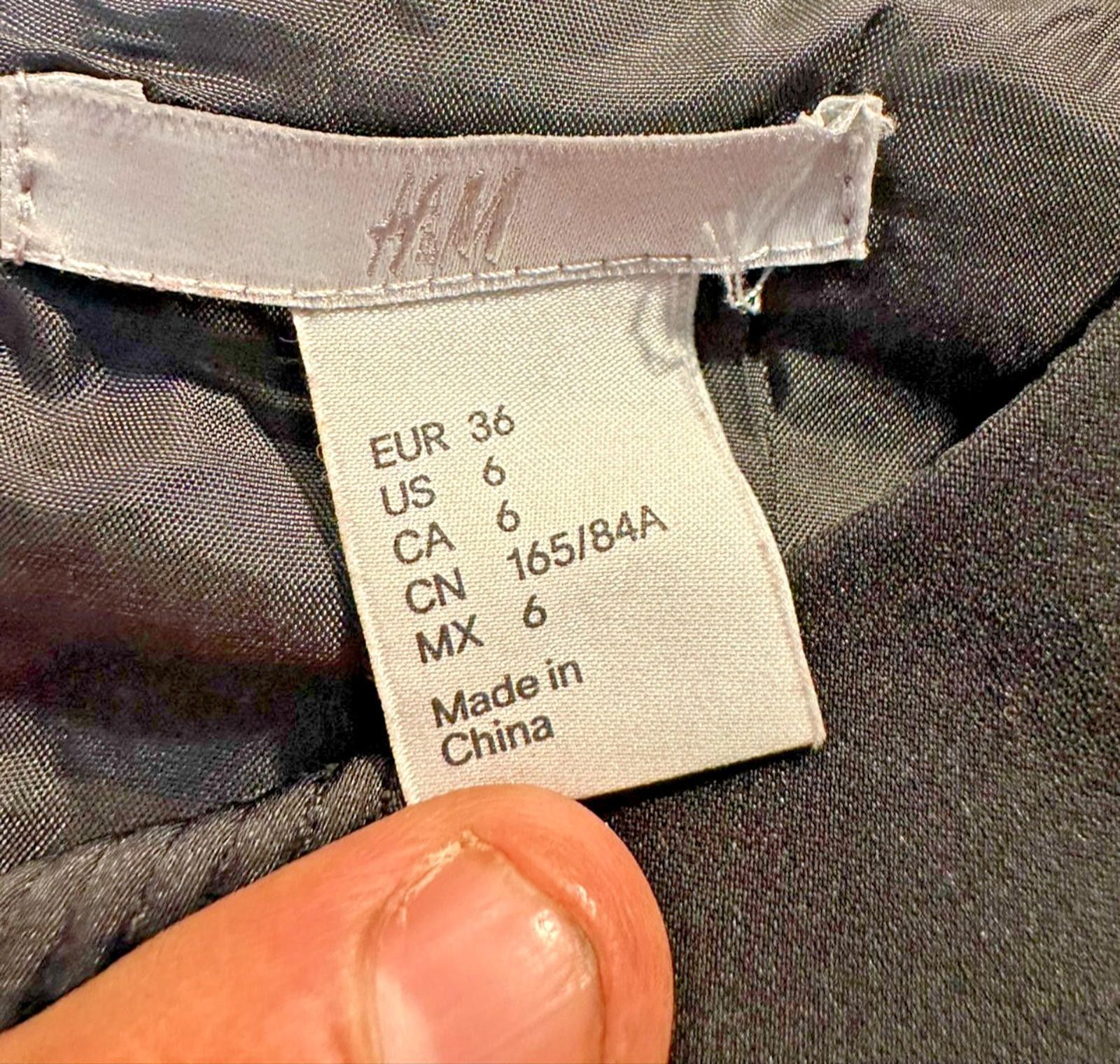 H&M H&M Women's Black Dress – Size 6 Size M / US 6-8 / IT 42-44 - 2 Thumbnail