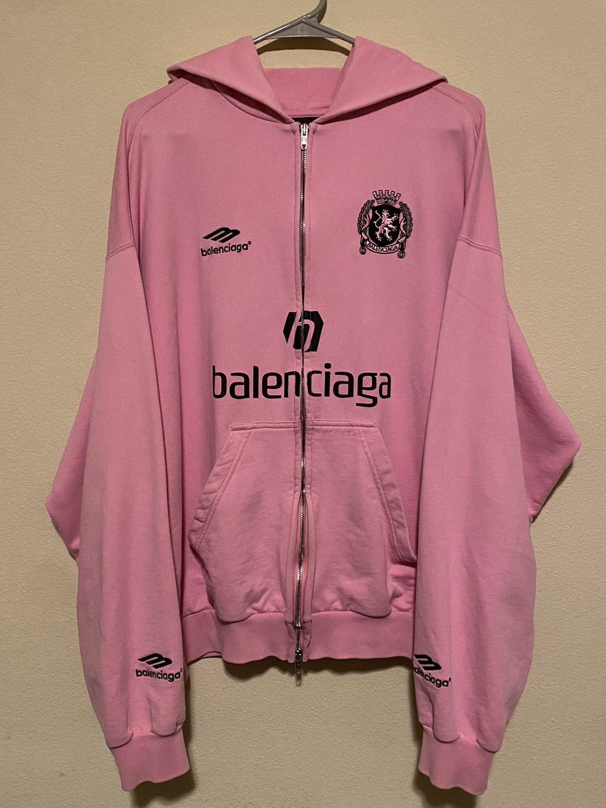 balenciaga soccerhoodie 並行輸入品 balenciaga soccerhoodie 並行輸入品 - メルカリ