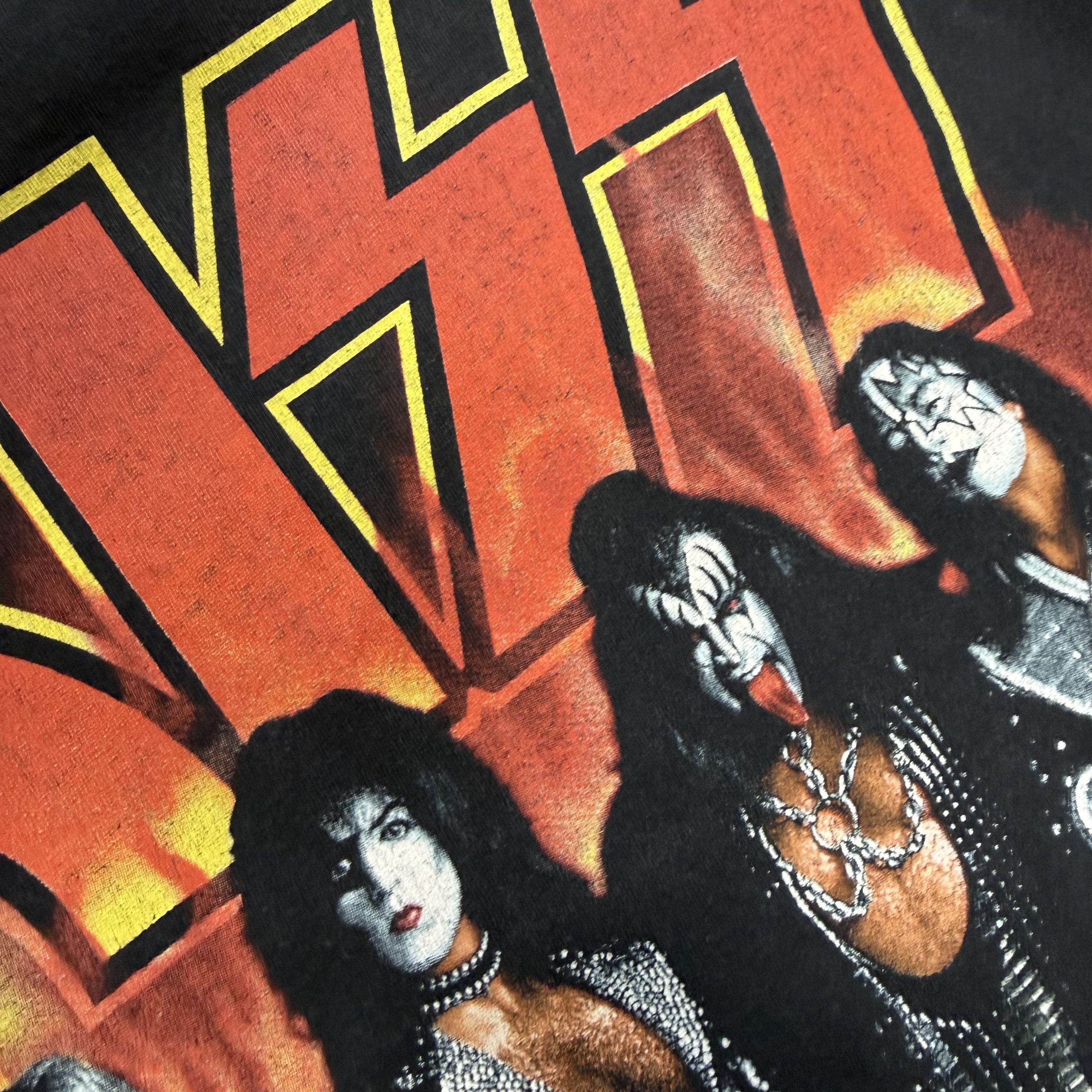 KISS Vintage Kiss 1996-1997 World Tour Rock Band T-shirt Size US M / EU 48-50 / 2 - 9 Thumbnail
