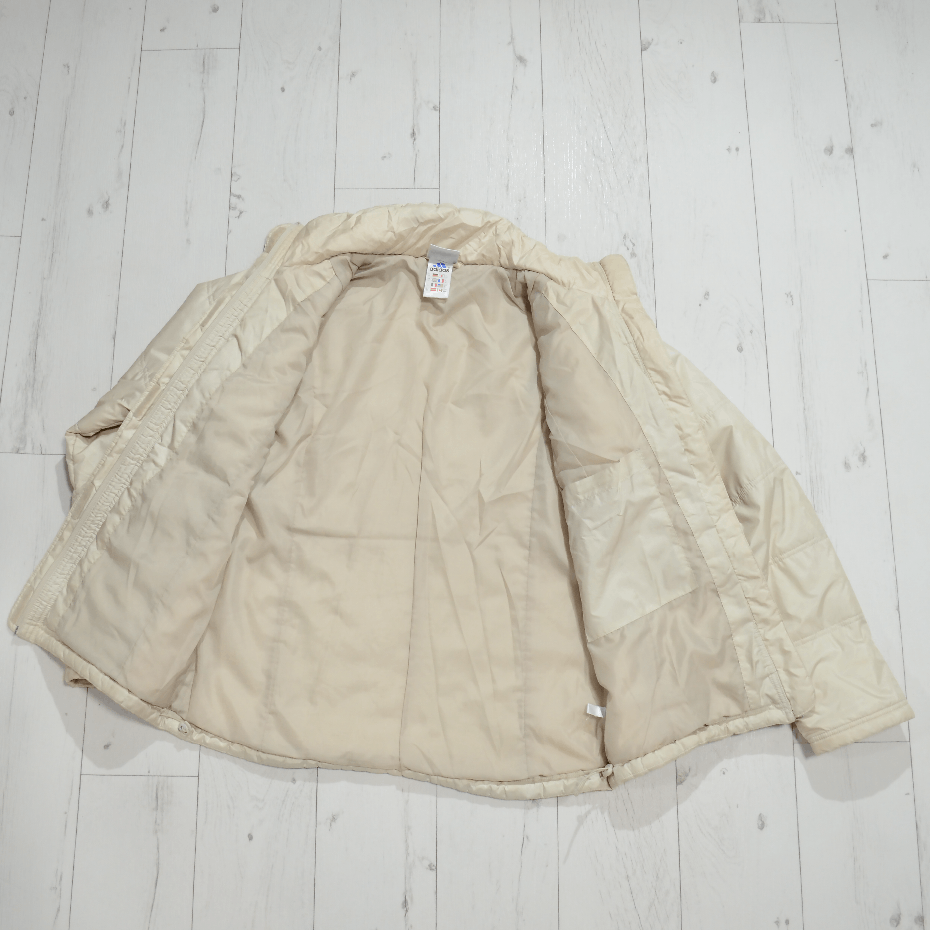 Adidas × Vintage Vintage Adidas Jacket size UK 12 USA M Puffer Ivory AQ2002 Size M / US 6-8 / IT 42-44 - 10 Thumbnail