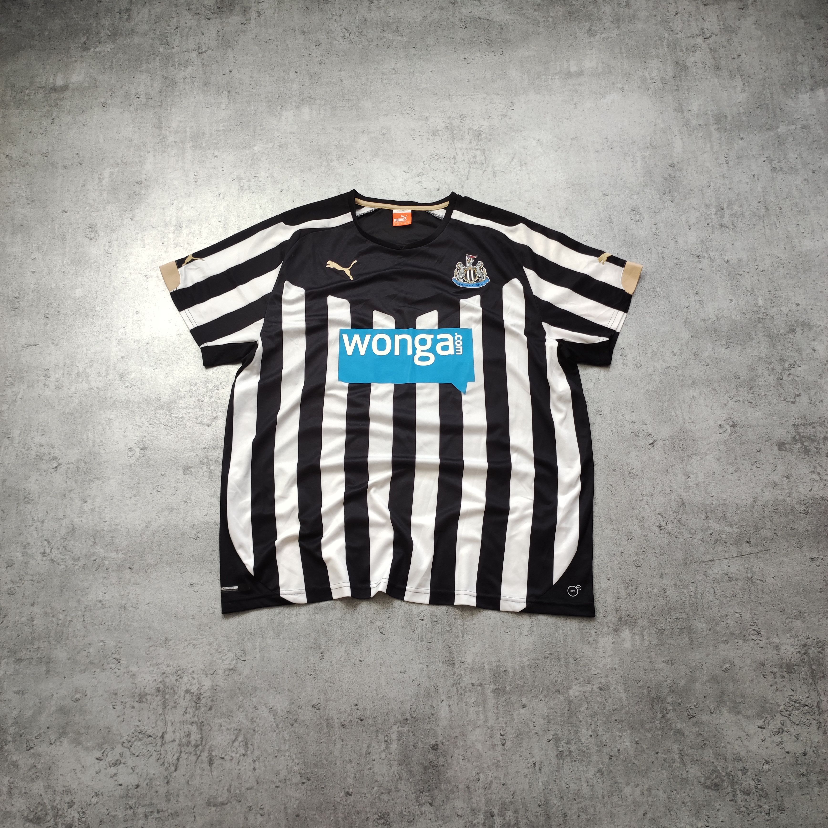 Vintage RARE 2014/15 Newcastle United Home Puma Jersey Size US XL / EU 56 / 4 - 1 Thumbnail