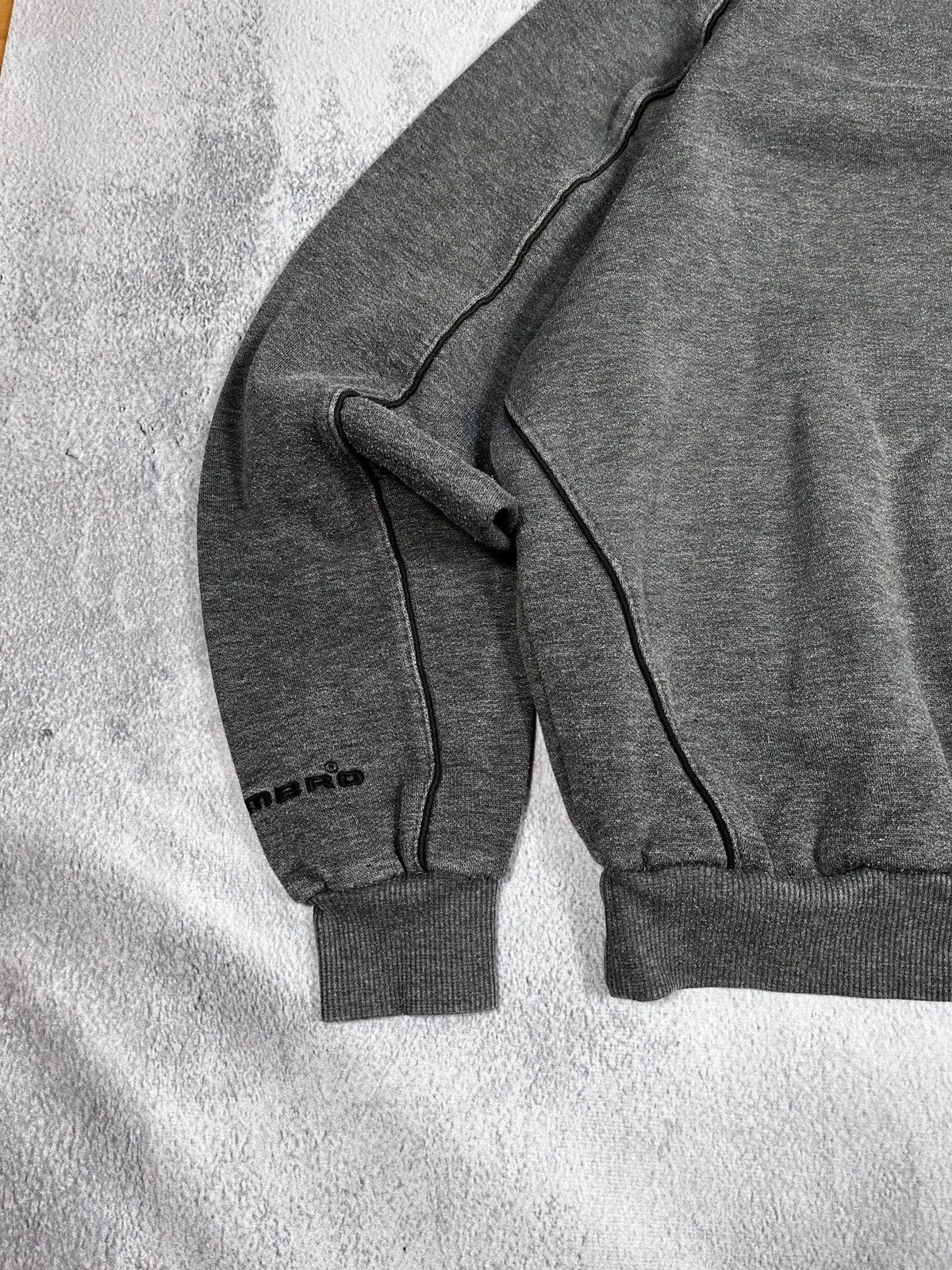 Umbro VintageY2K Umbro logo faded sweatshirt size M Size US M / EU 48-50 / 2 - 2 Thumbnail
