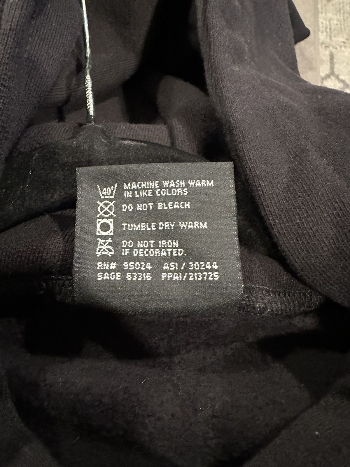 Vintage Black sweater Size US XL / EU 56 / 4 - 4 Thumbnail