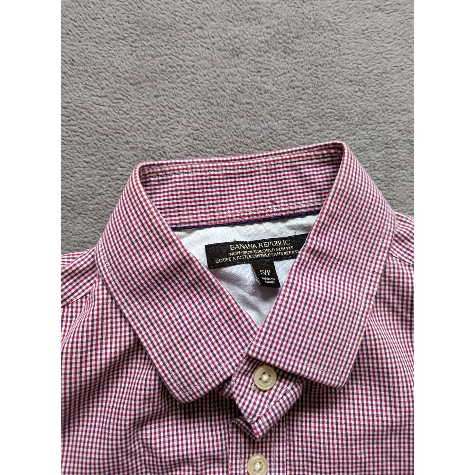 Banana Republic Banana Republic Button-Up Shirt Long Sleeve Mens Size S Red Pink Cotton Button-Up Shirt Mens Small Red Pink Size US S / EU 44-46 / 1 - 3 Thumbnail