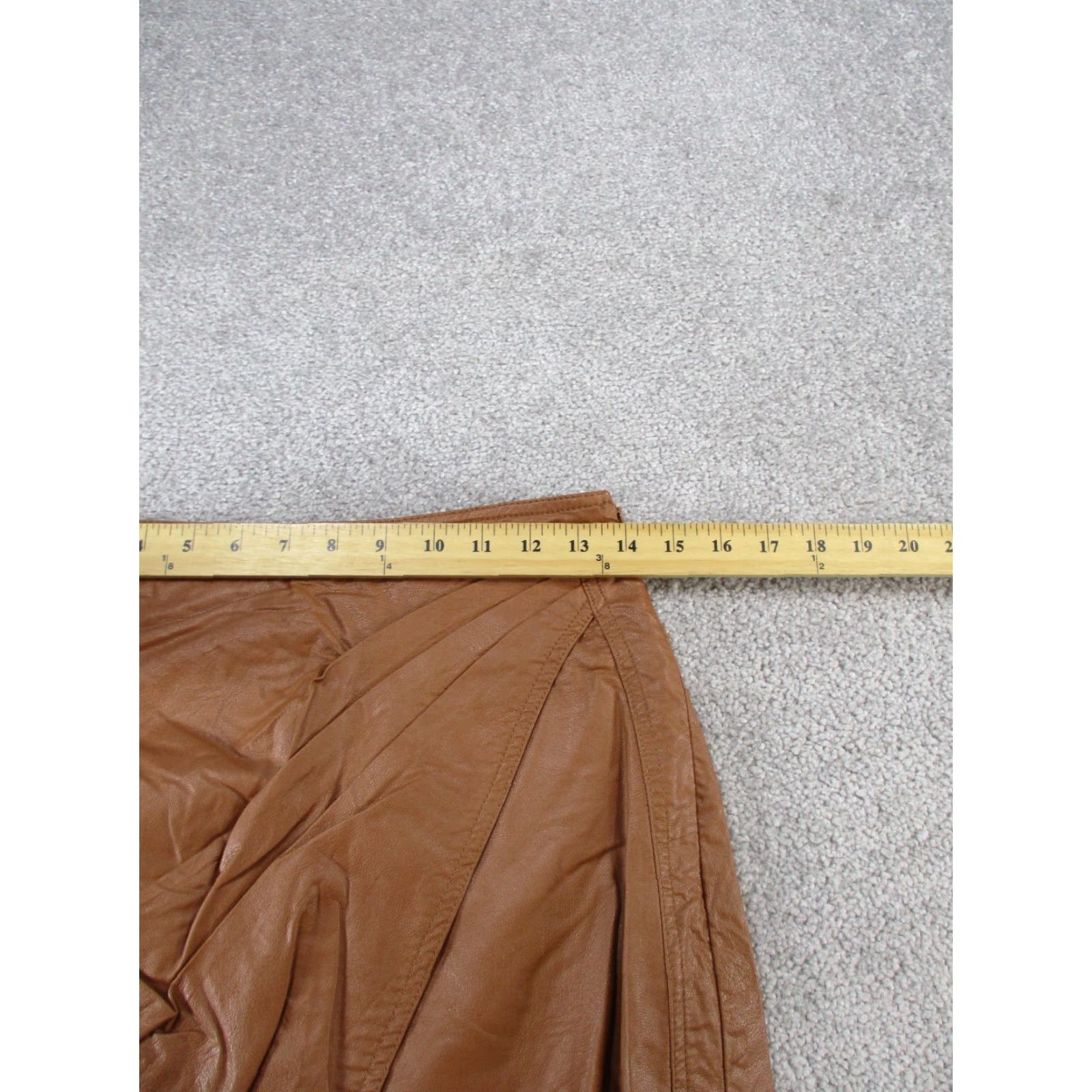 Free People VINTAGE Free People Mini Skirt Womens 4 Short Brown Faux Leather Zipper - Casual Party/Cocktail Womens Size 4 Brown Size 27" / US 4 / IT 40 - 6 Thumbnail